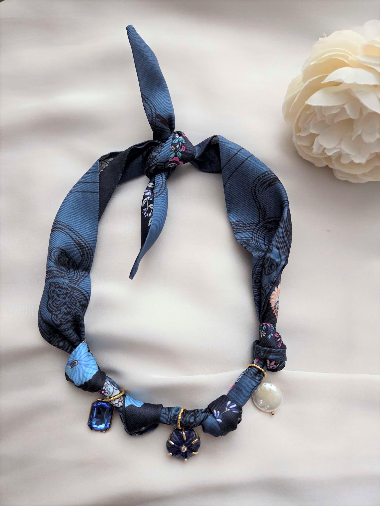 Halstuchkette Modell Iva