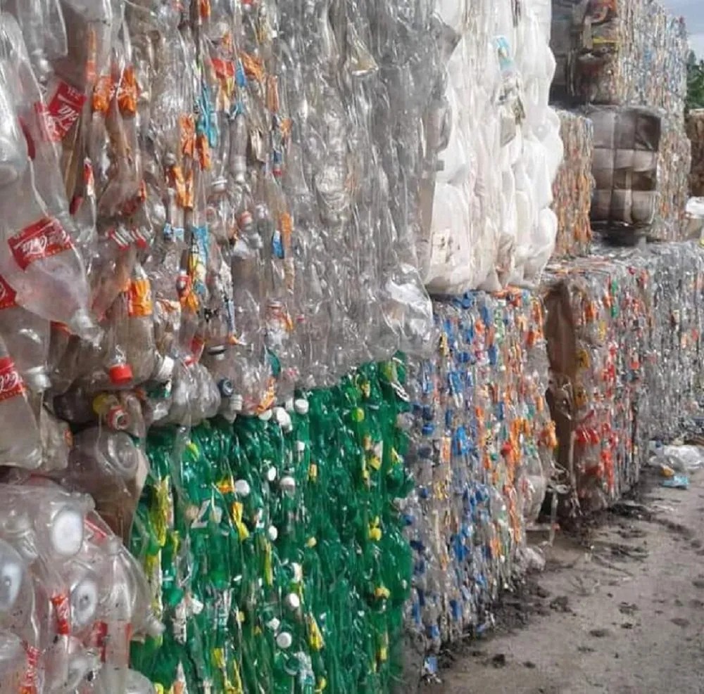 PET Plastic Bottles Scrap