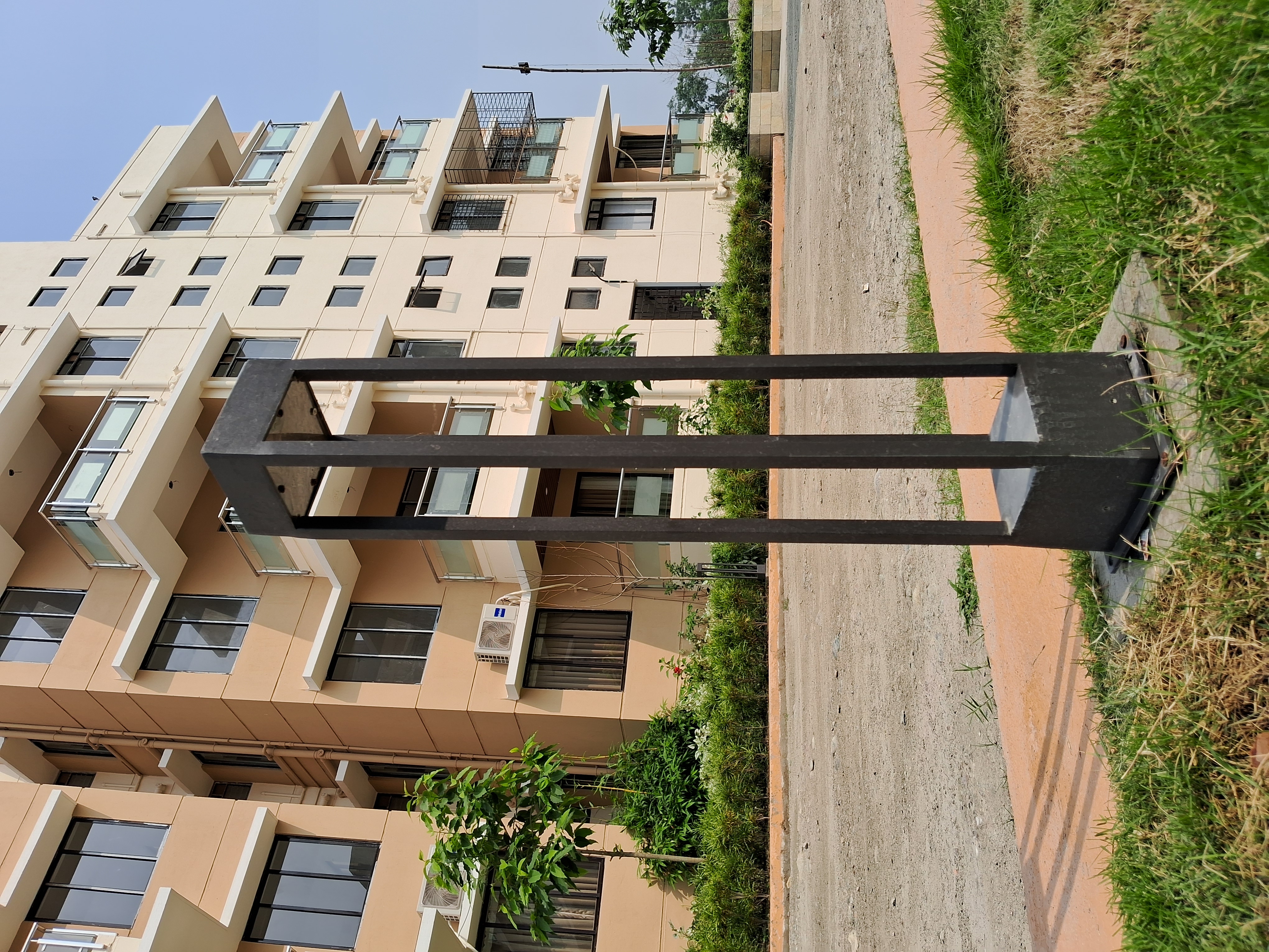 Metal Outdoor Lamp Post