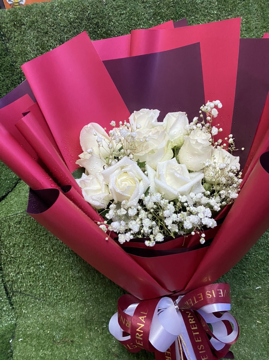 Elegant White Rose Bouquet