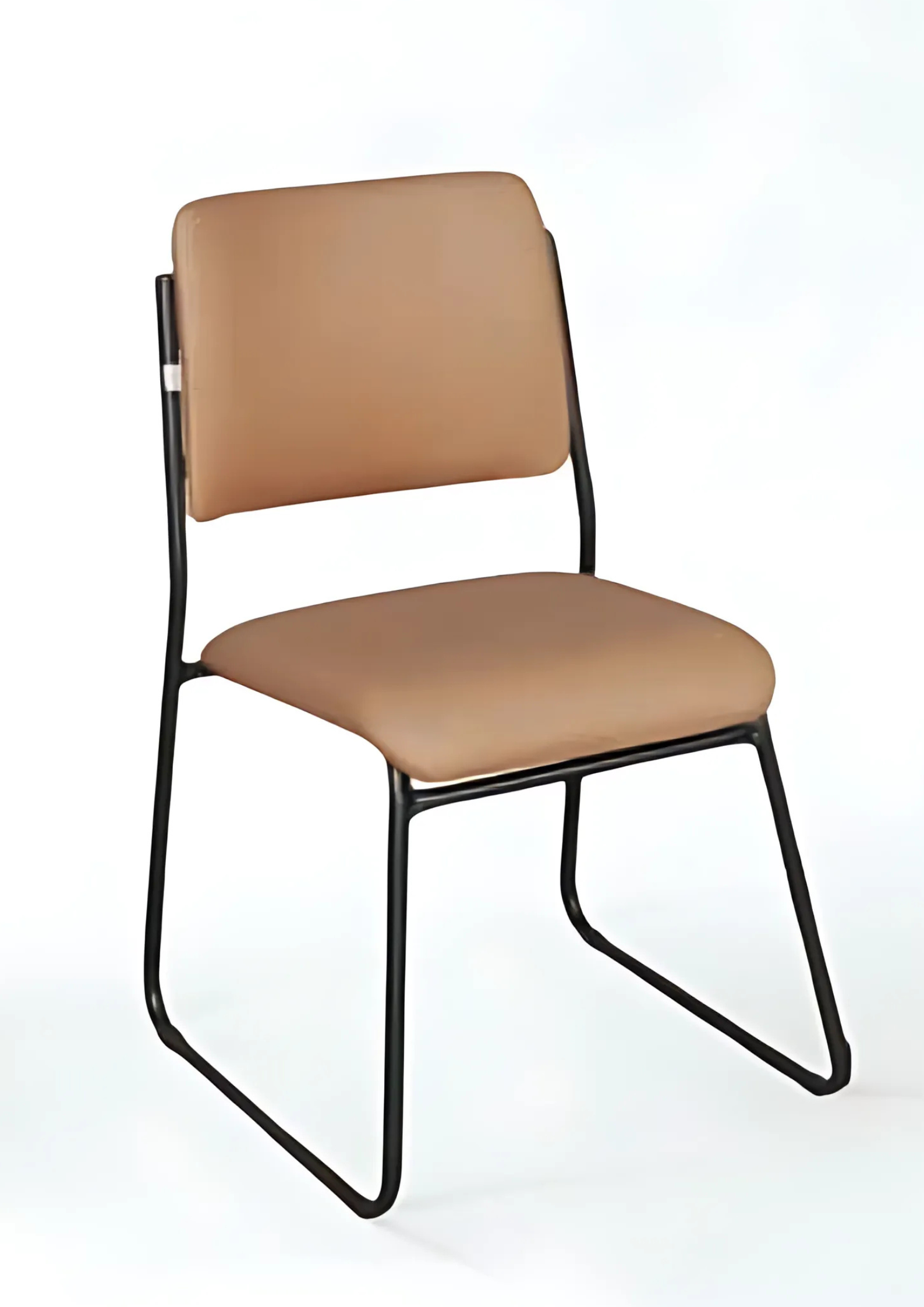 Cadeira Versátil Empilhável