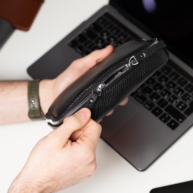 Leather Tech Organiser