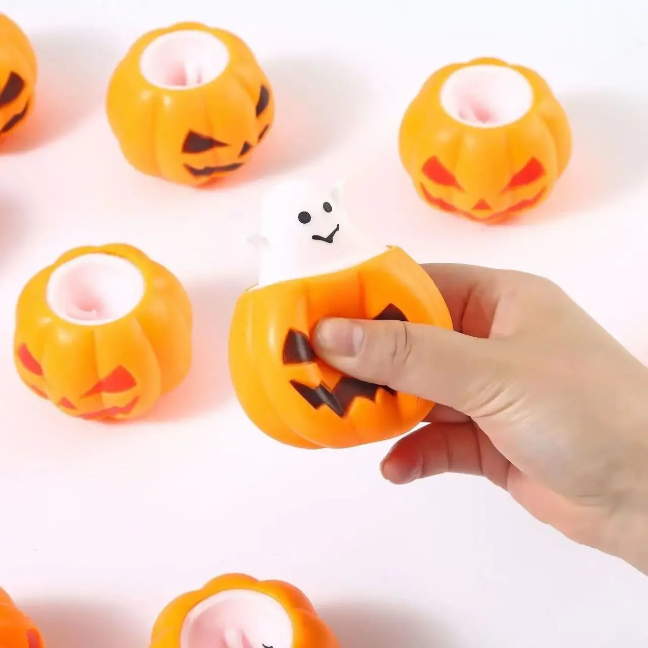 Squishies de Calabaza con Fantasmas