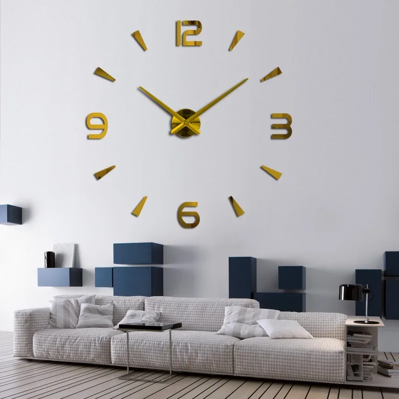 Reloj Decorativo con Números Artísticos