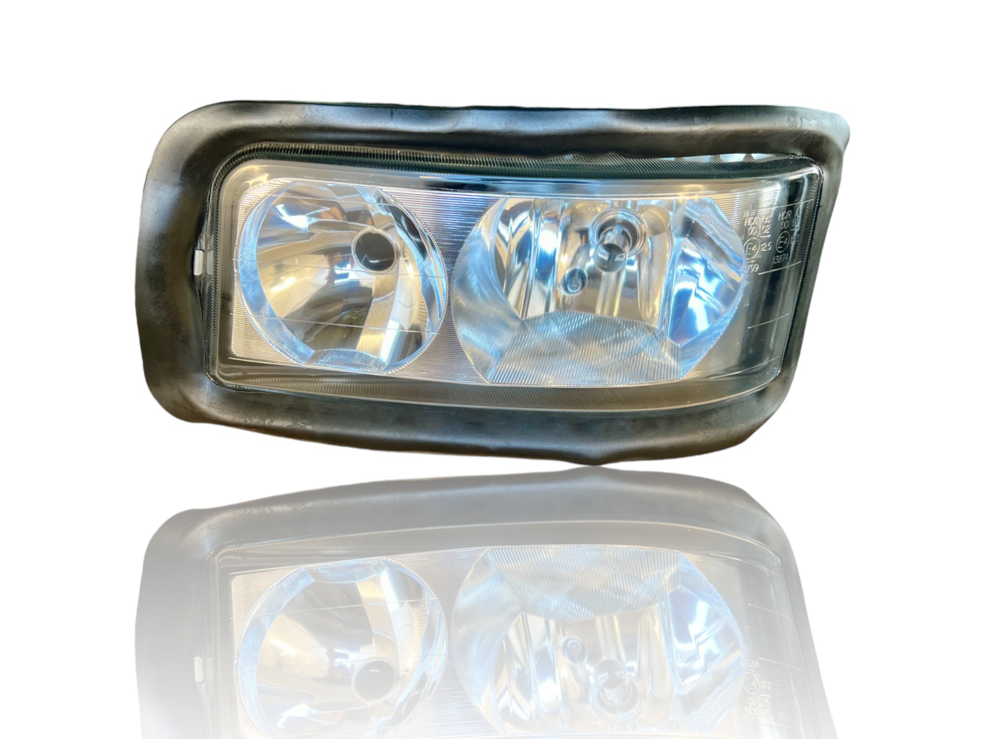 Priekinis žibintas MAN  M 2000 L,  TGA, TGL I, TGM I, TGS I OE 81251016347