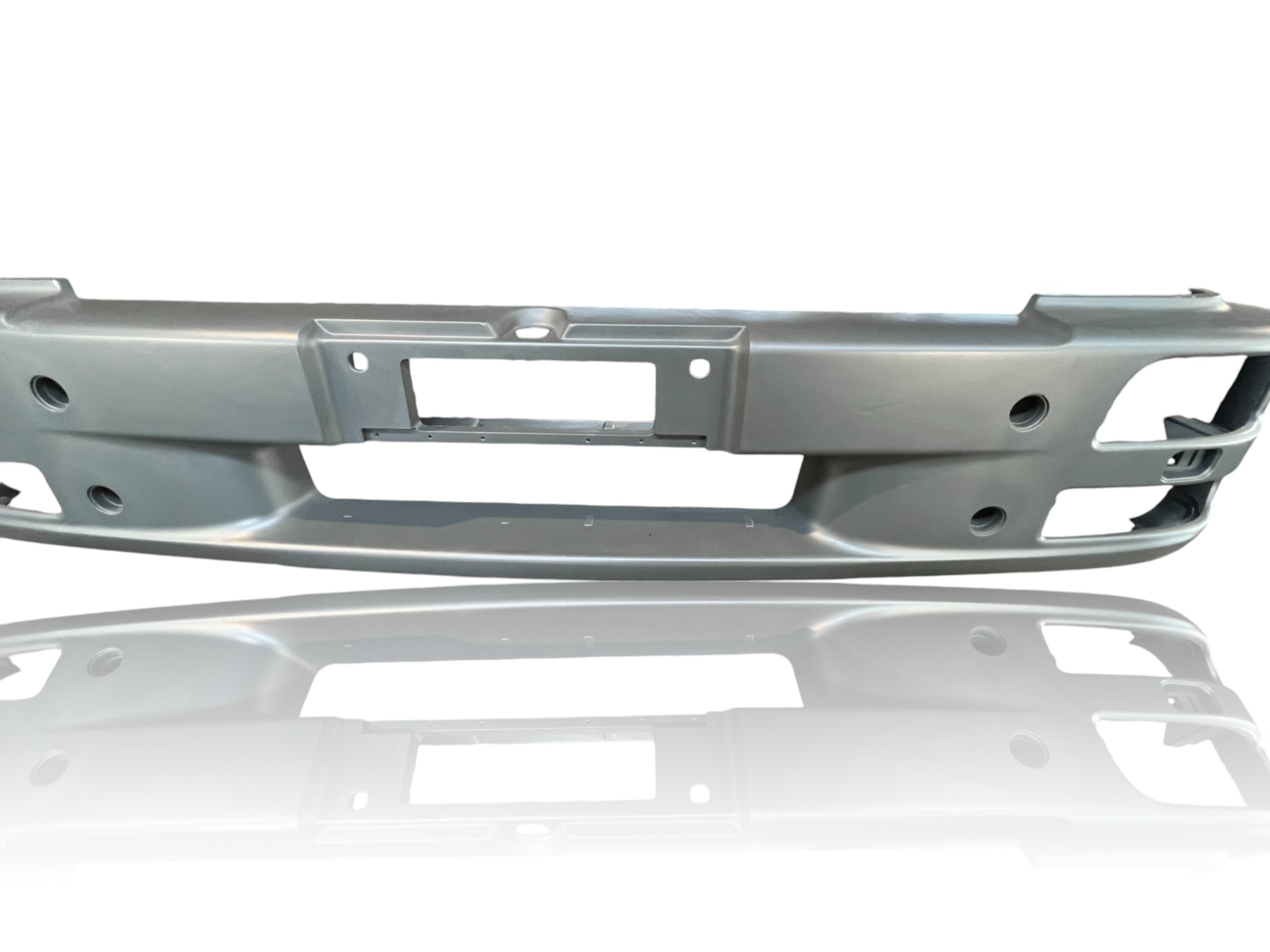 Priekinis bamperis  MAN TGL 7,5 t. OE 81416100223 / 81416100352