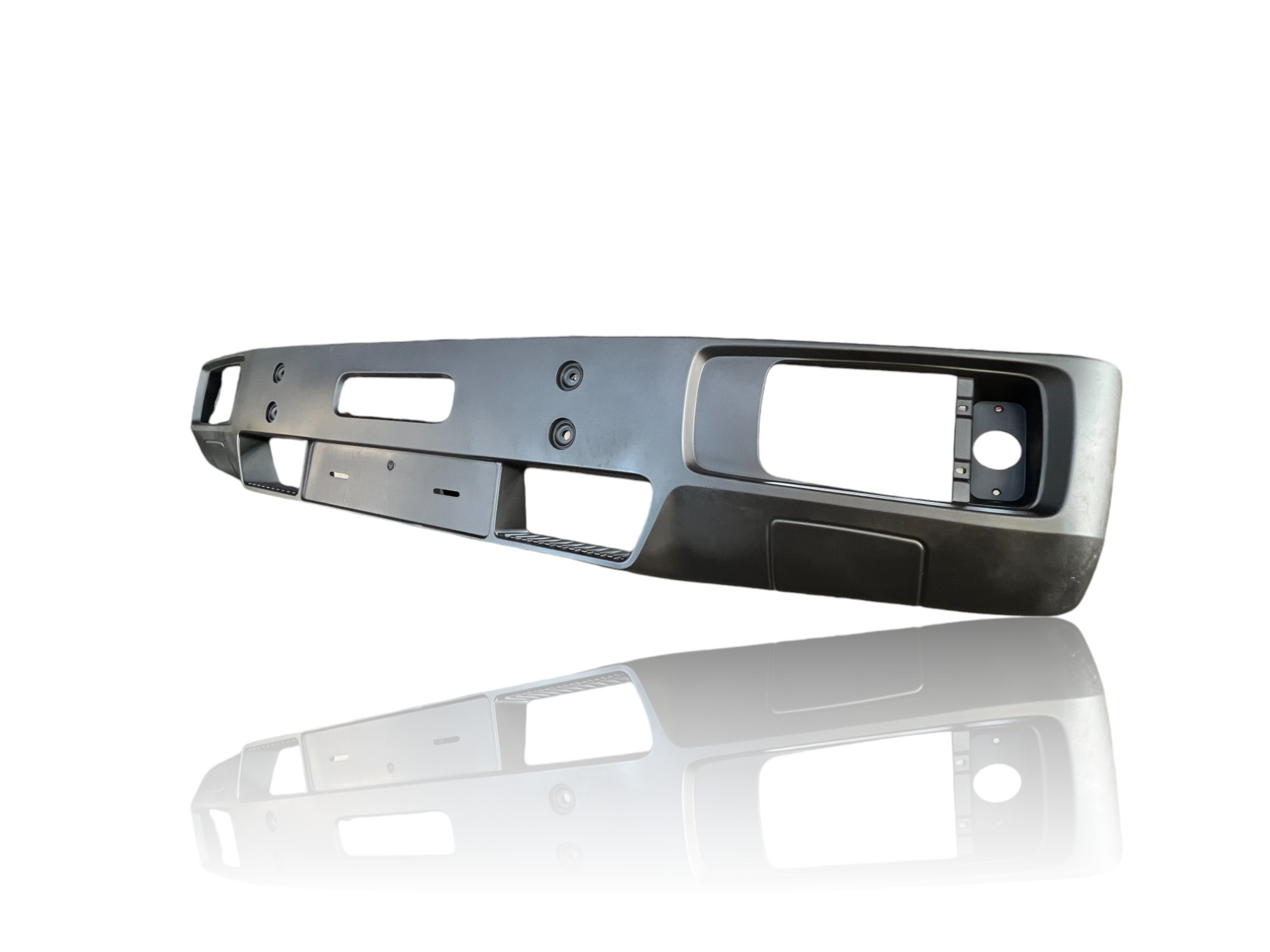 Priekinis bamperis Mercedes-Benz 814 OE 6738800170