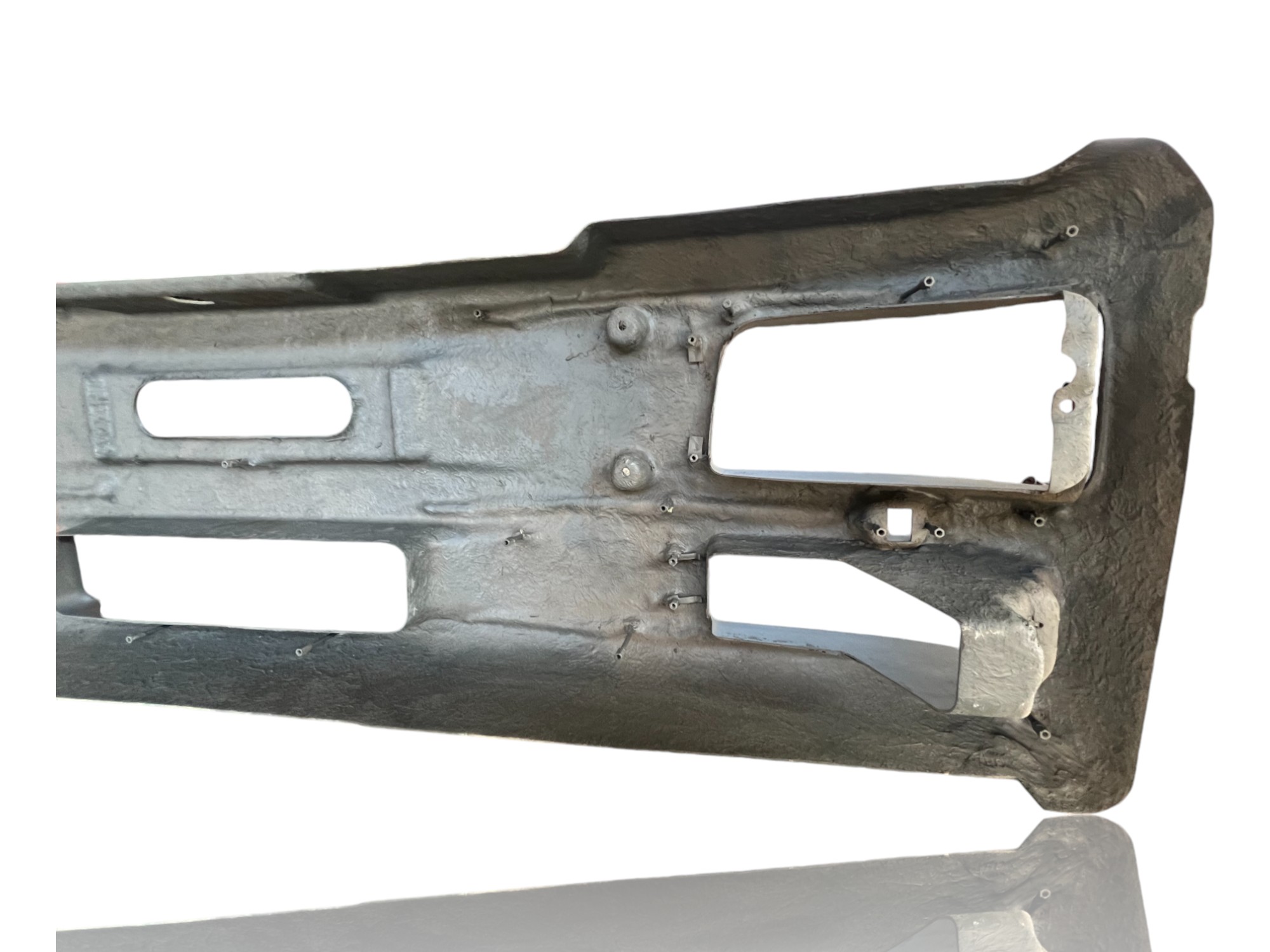 Priekinis bamperis  MAN LE2000 14-26t. OE 85416104031 