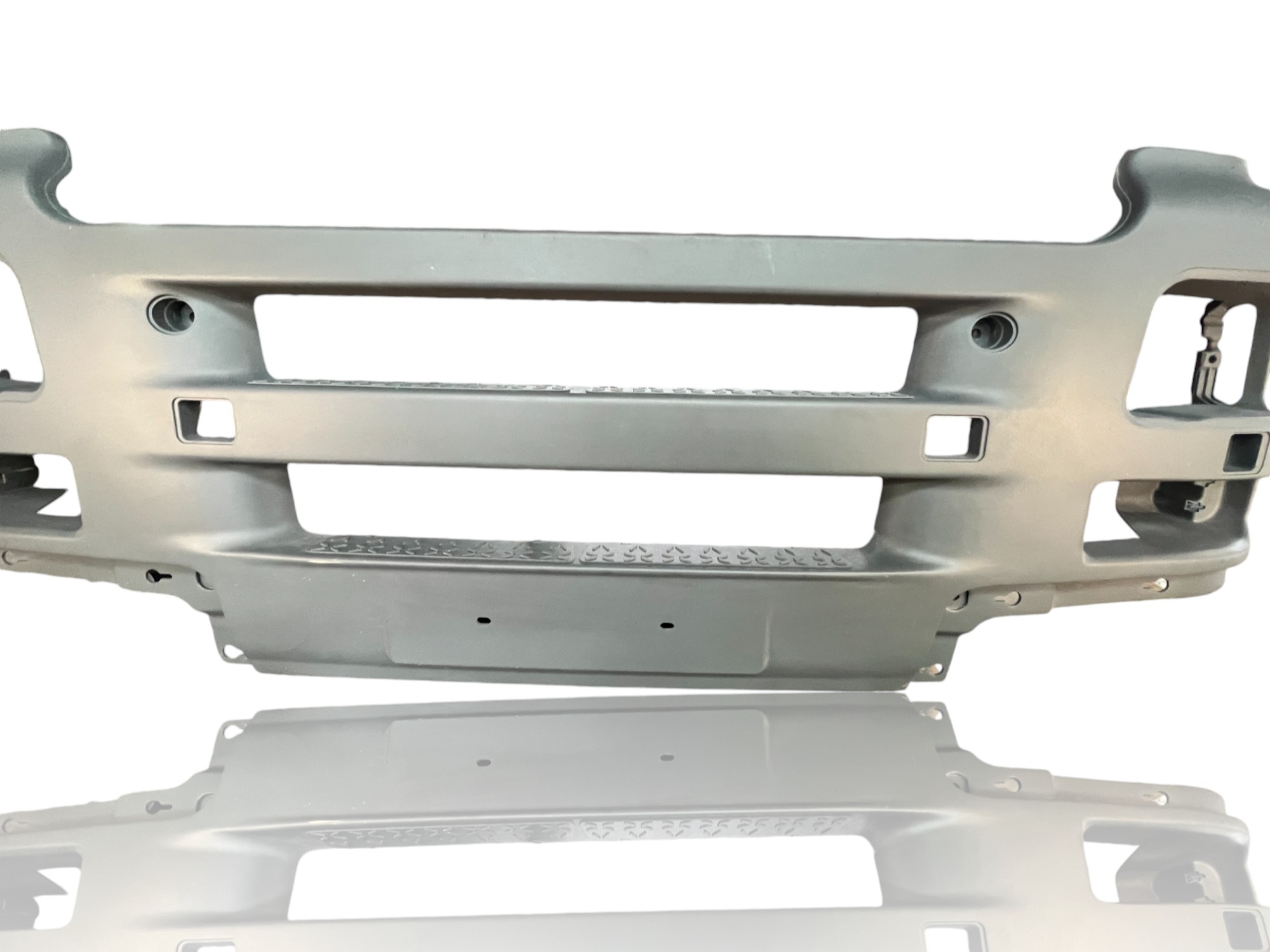Priekinis bamperis MAN TGA OE 81416100221 