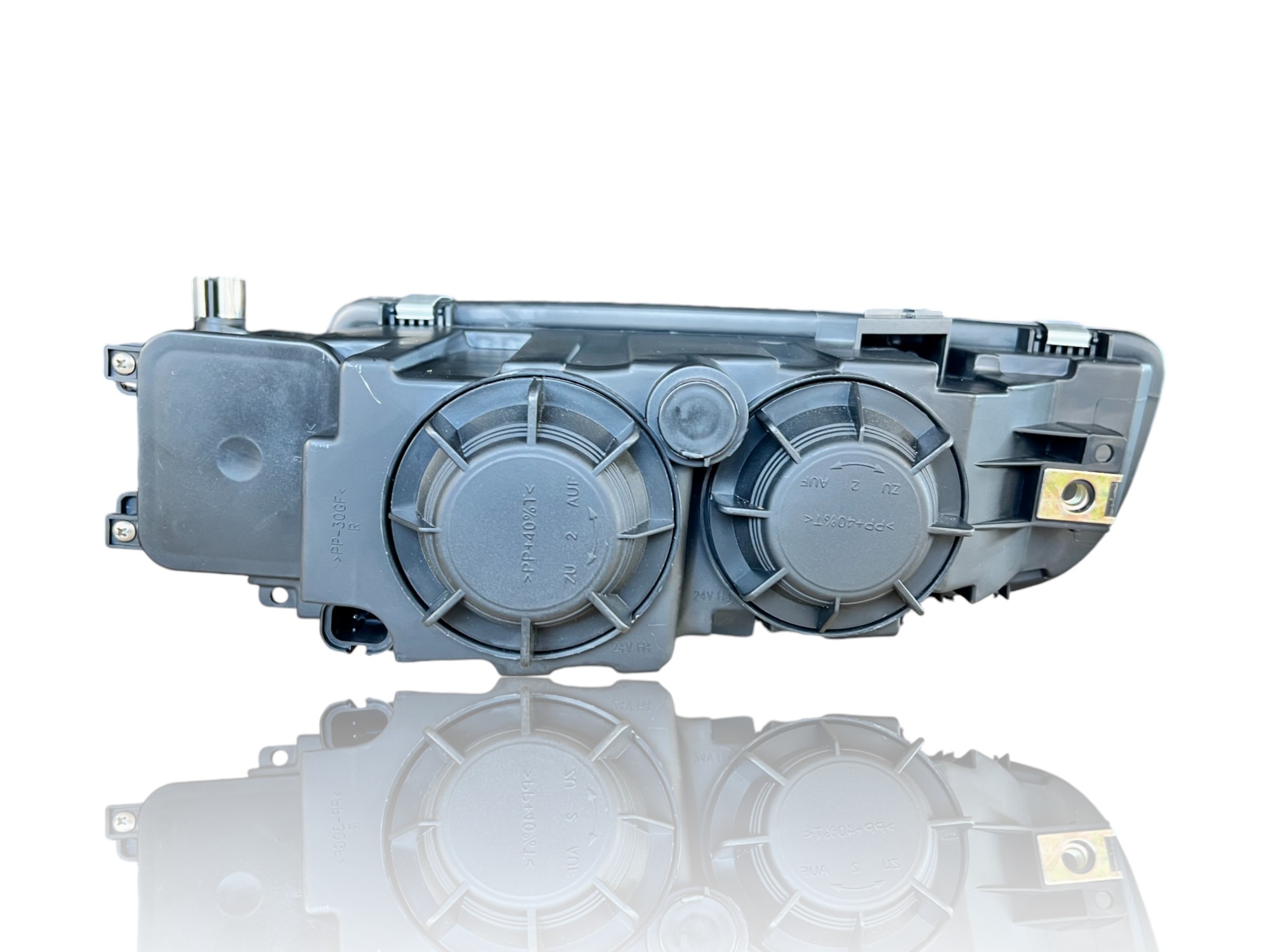 Priešrūkinis žibintas MAN TGX OEM 81251016522