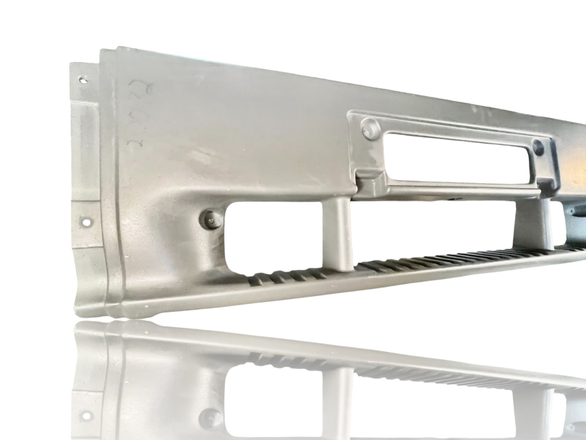 Priekinis bamperis Mercedes-Benz ATEGO 1224 | OEM 9738801071