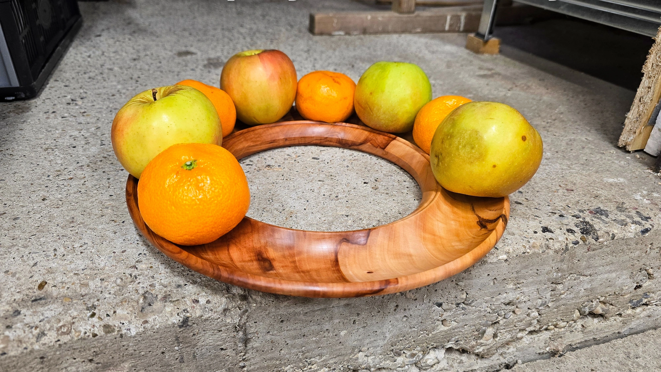 APPLE FRUIT RING BOWL + PLATE SET 