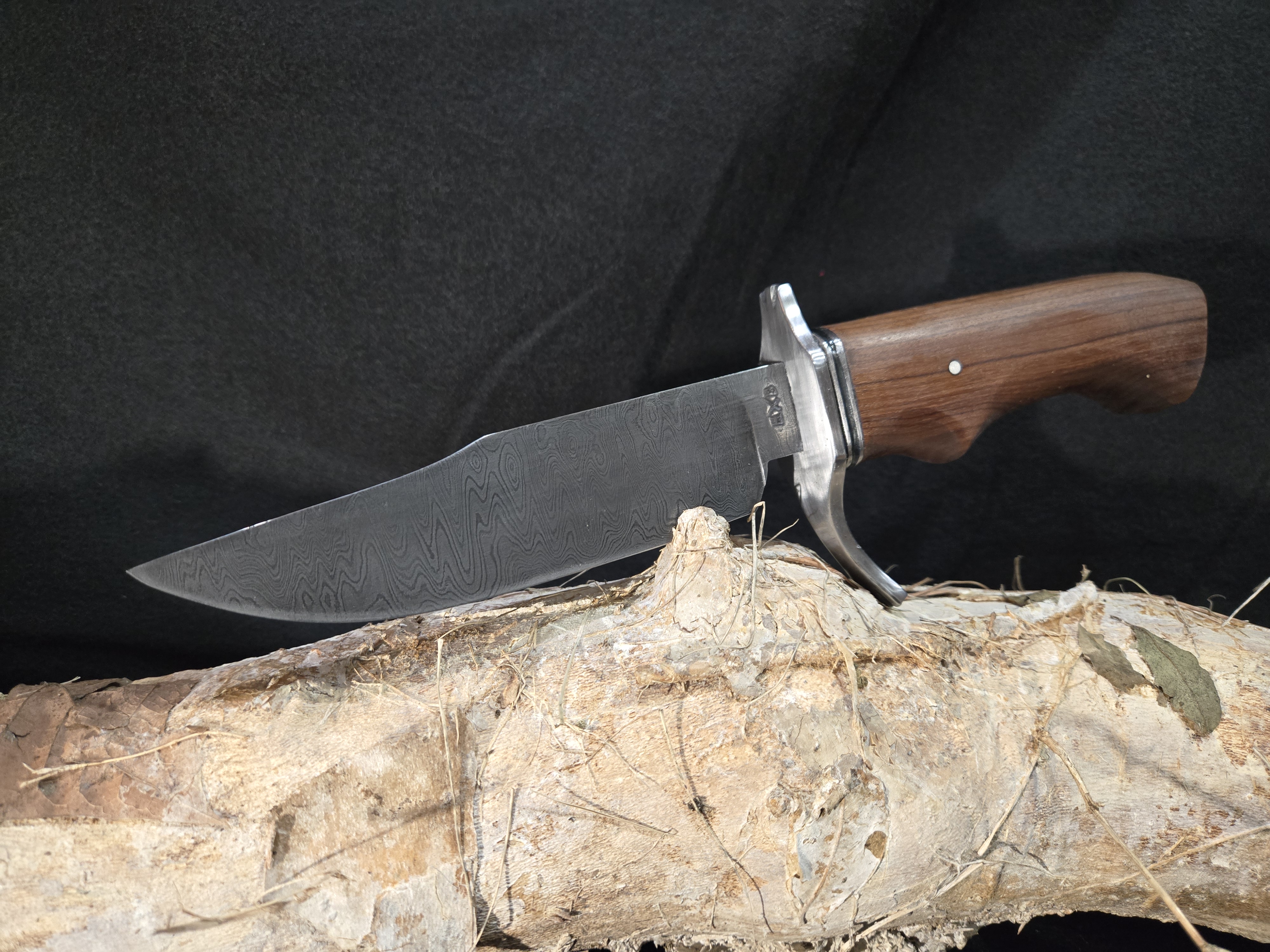 Damascus Bowie Knife