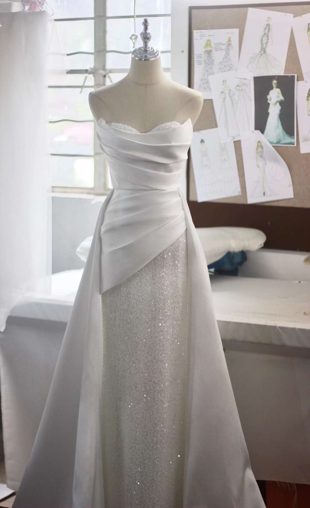 Glow-two pieces gown