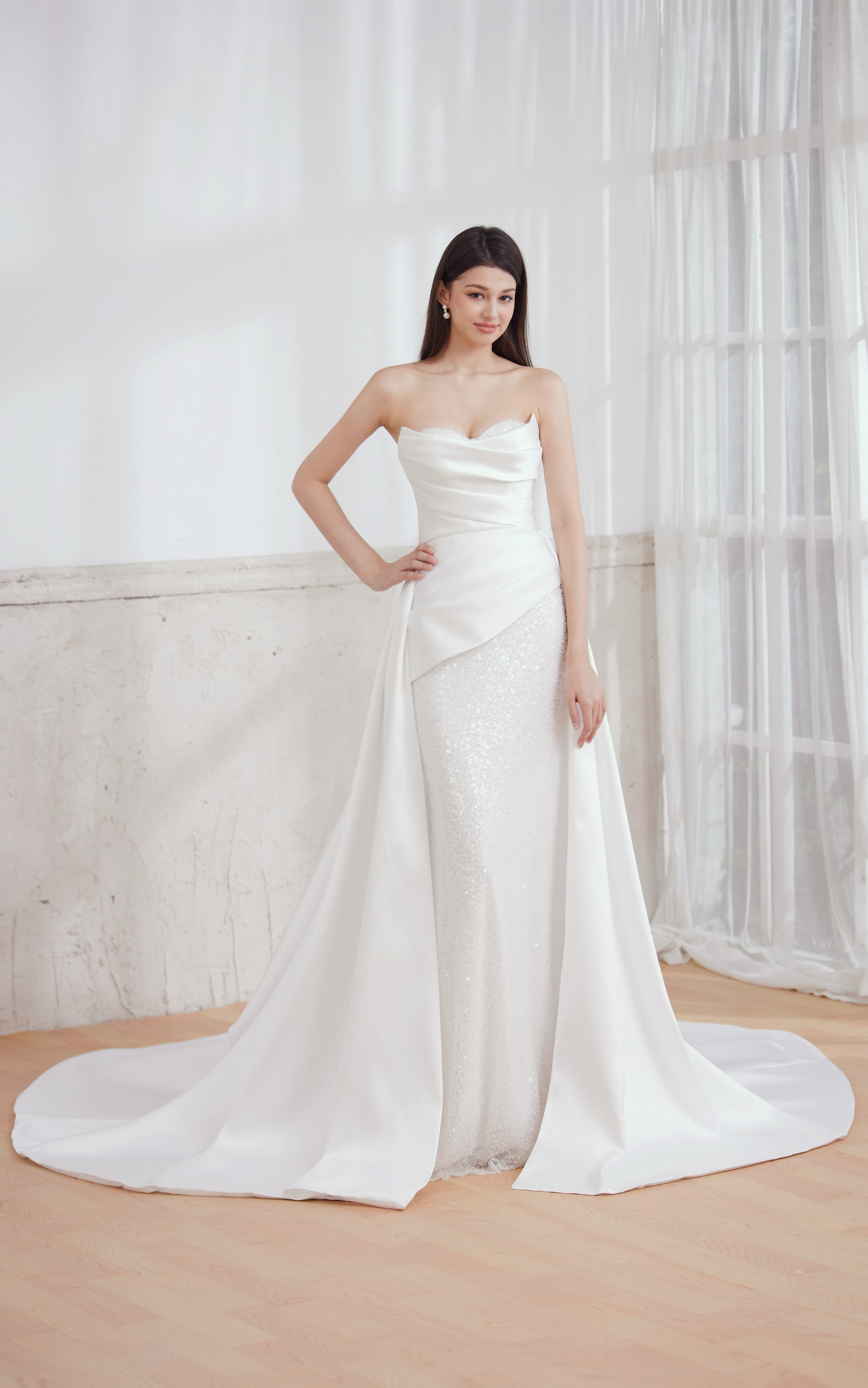 Glow-two pieces gown