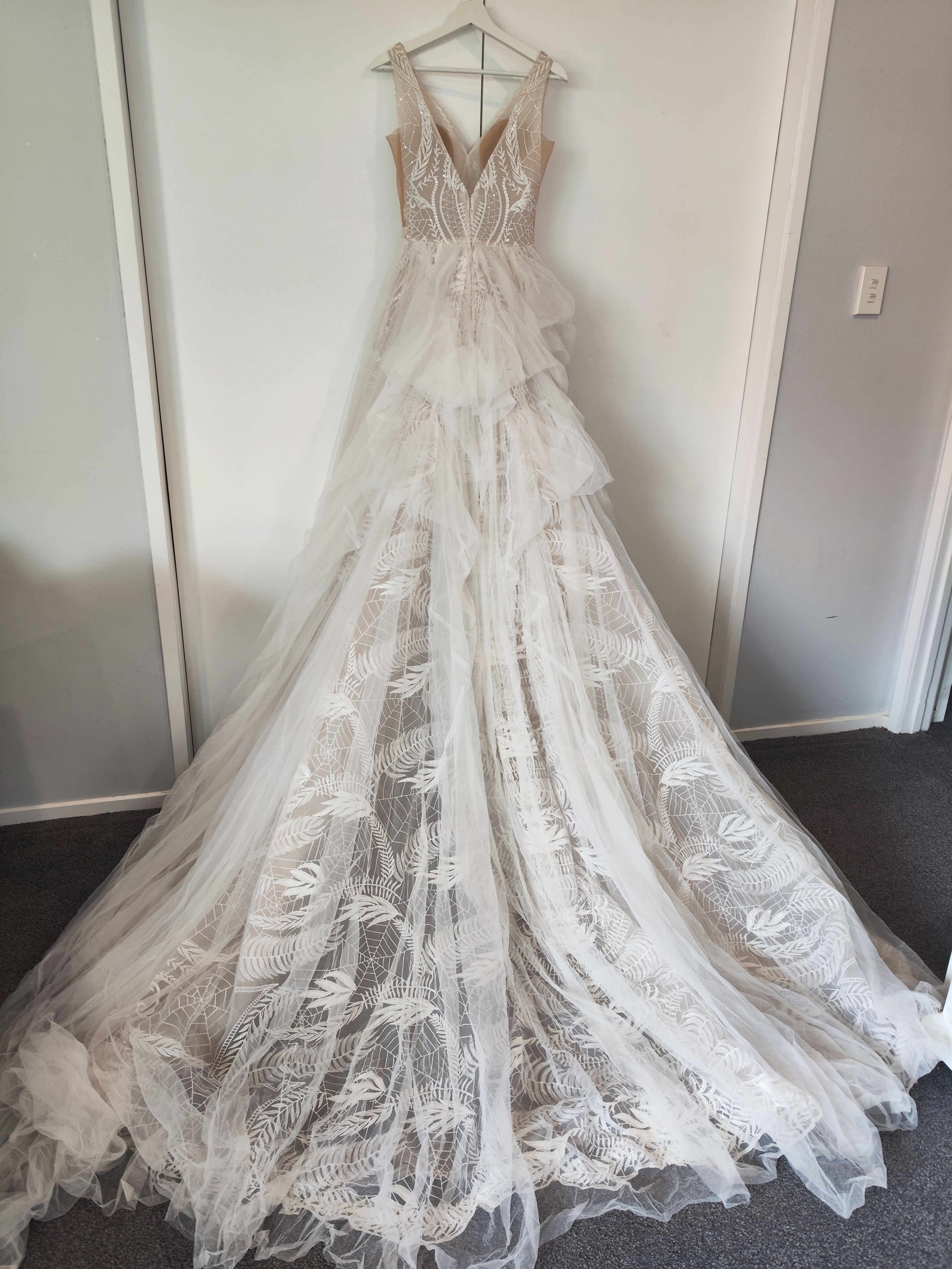 Elegant Wedding Dress