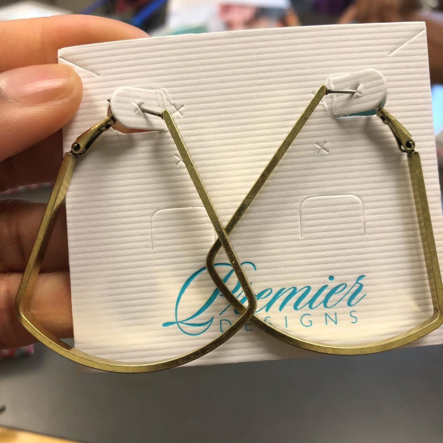 Bell-air Love Triangle Earrings