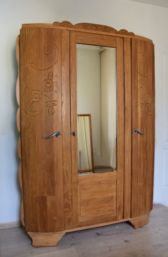 ELEONORE, Armoire 3 portes en chêne