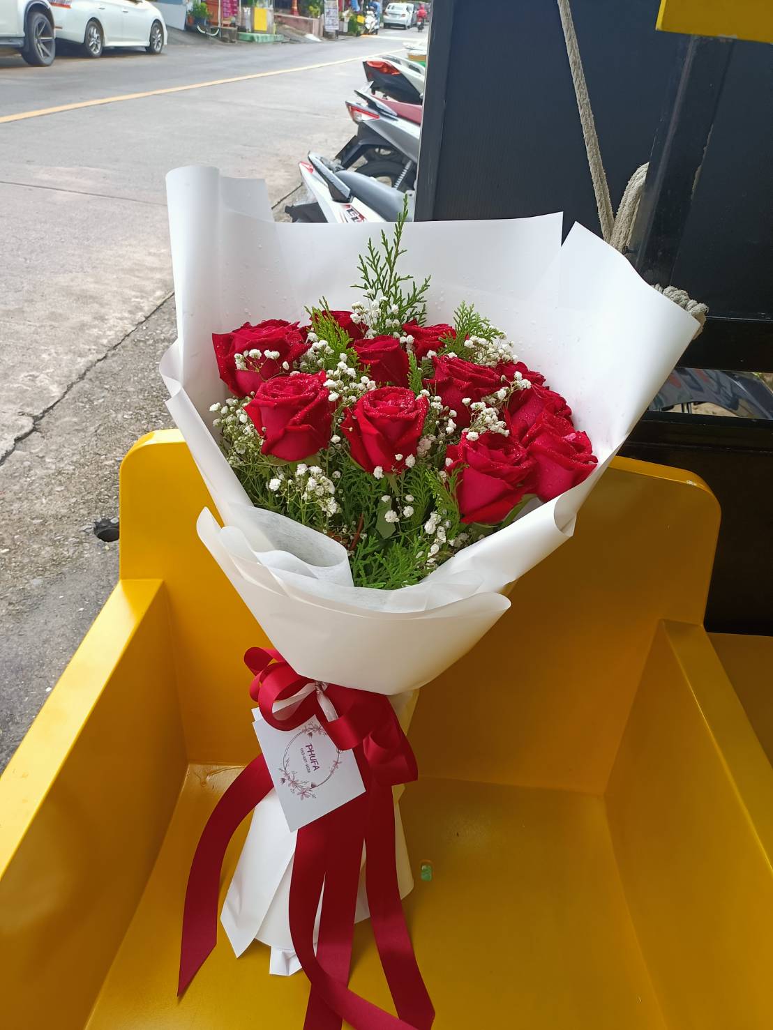 Bouquet of Red Roses