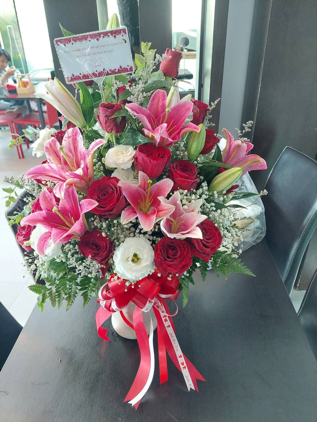 Elegant Mixed Flower Bouquet