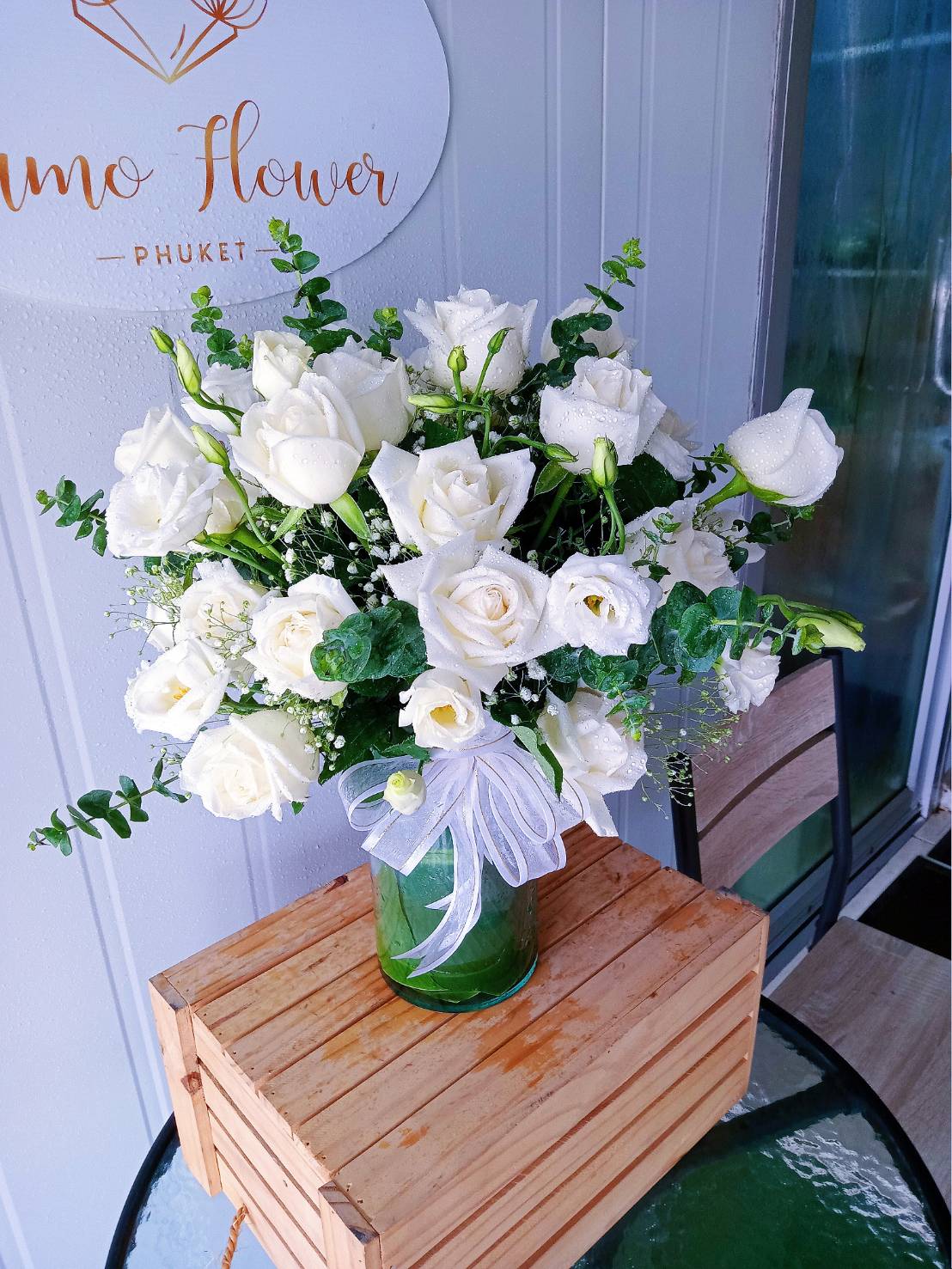 Elegant White Rose Bouquet