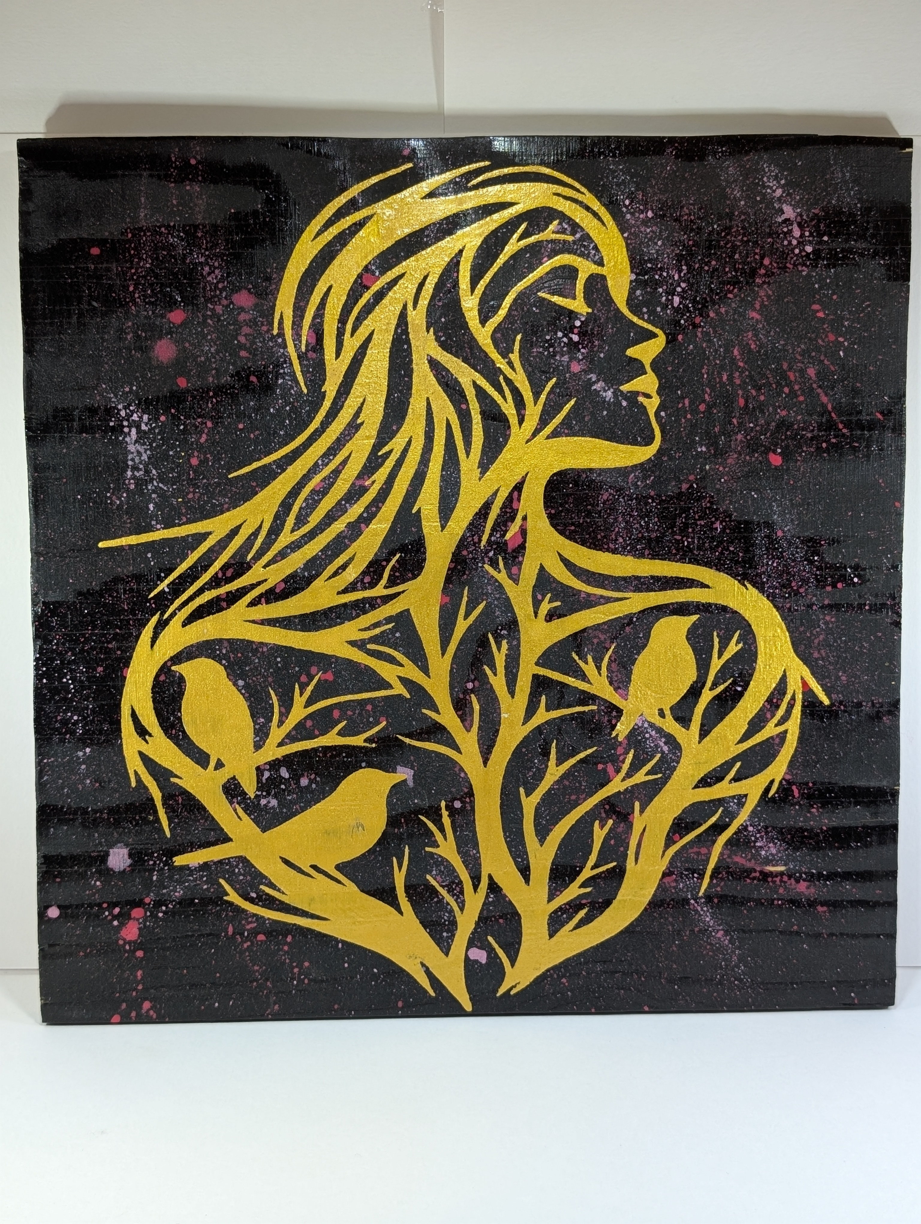 Kunstverk på treplate