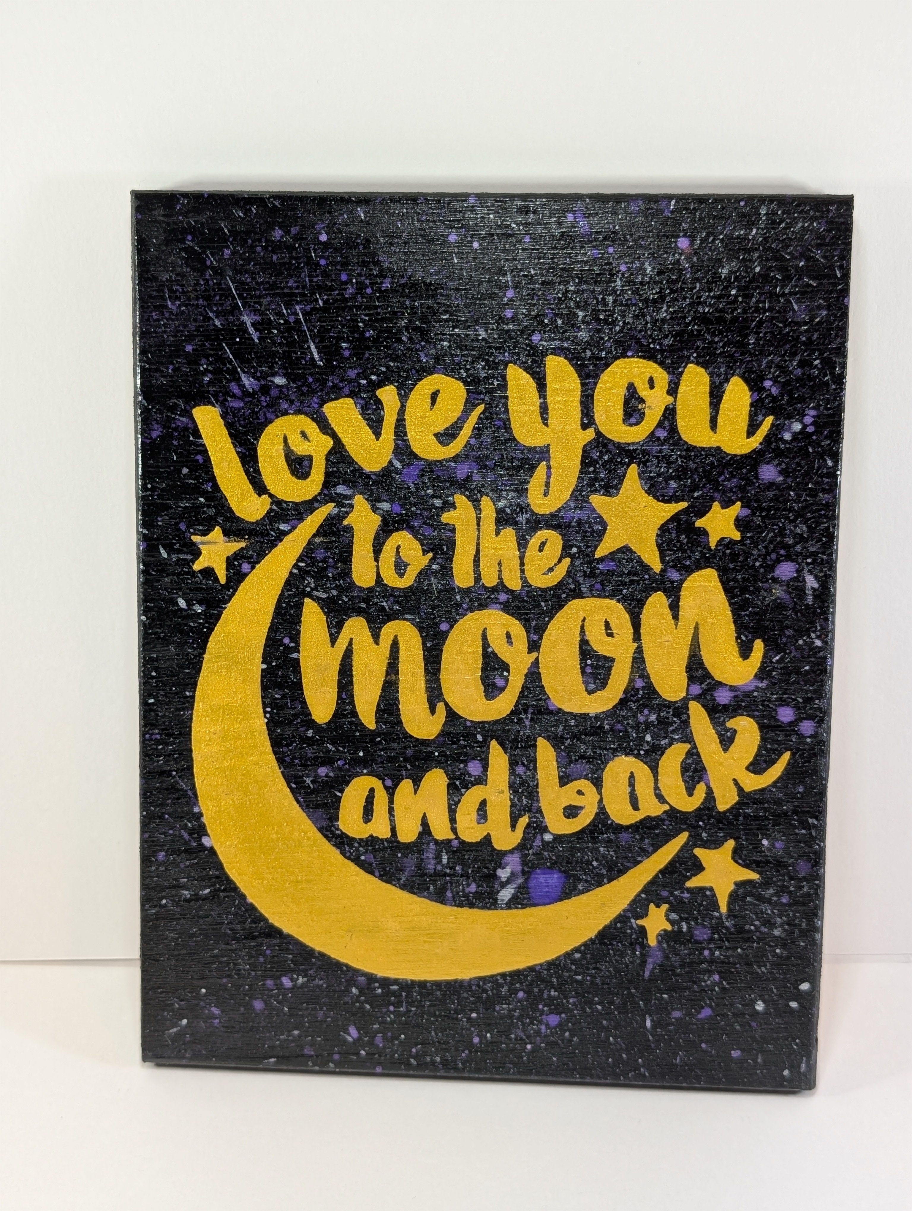 Moderne maleri på treverk