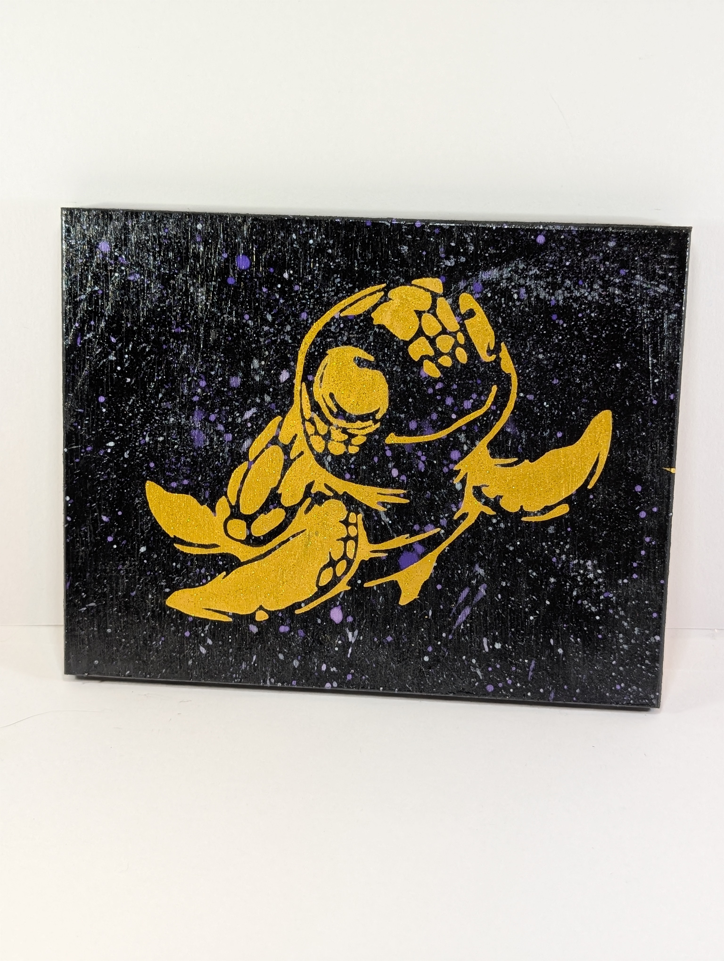 Moderne maleri på treverk