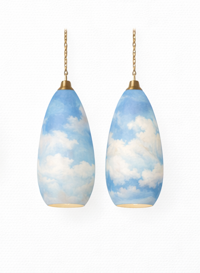 Pakabinami debesų motyvo šviestuvai