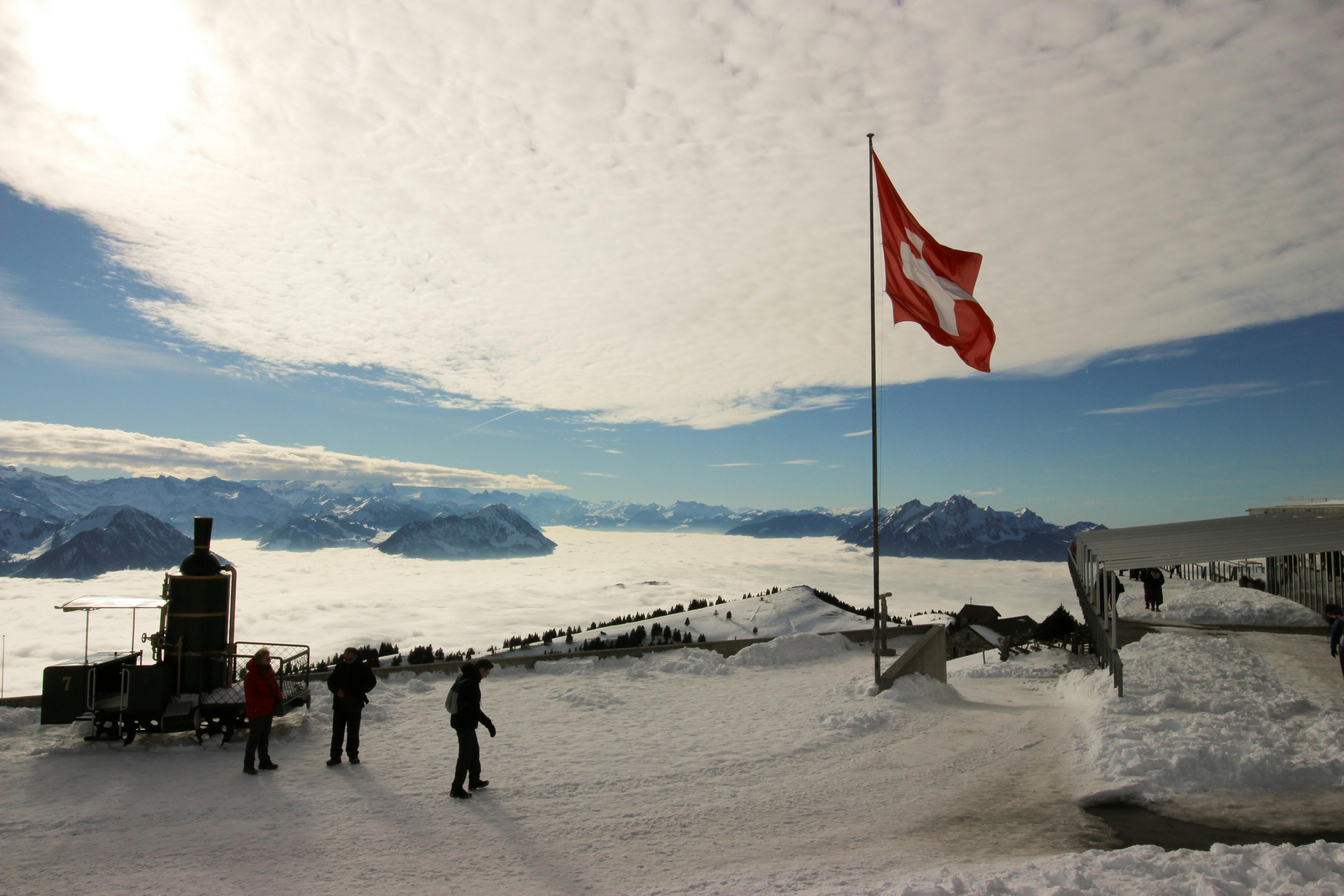 Passeio ao Top da Europa e Lauterbrunnen