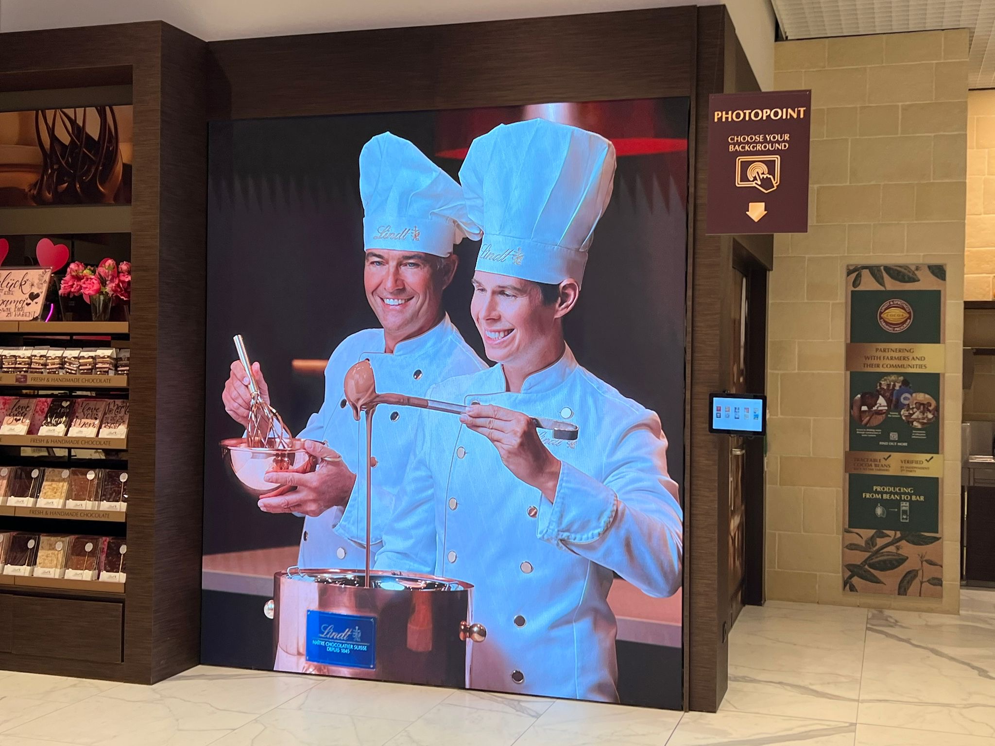 Passeio Visita à Lindt, Fifa e Cataratas do Reno