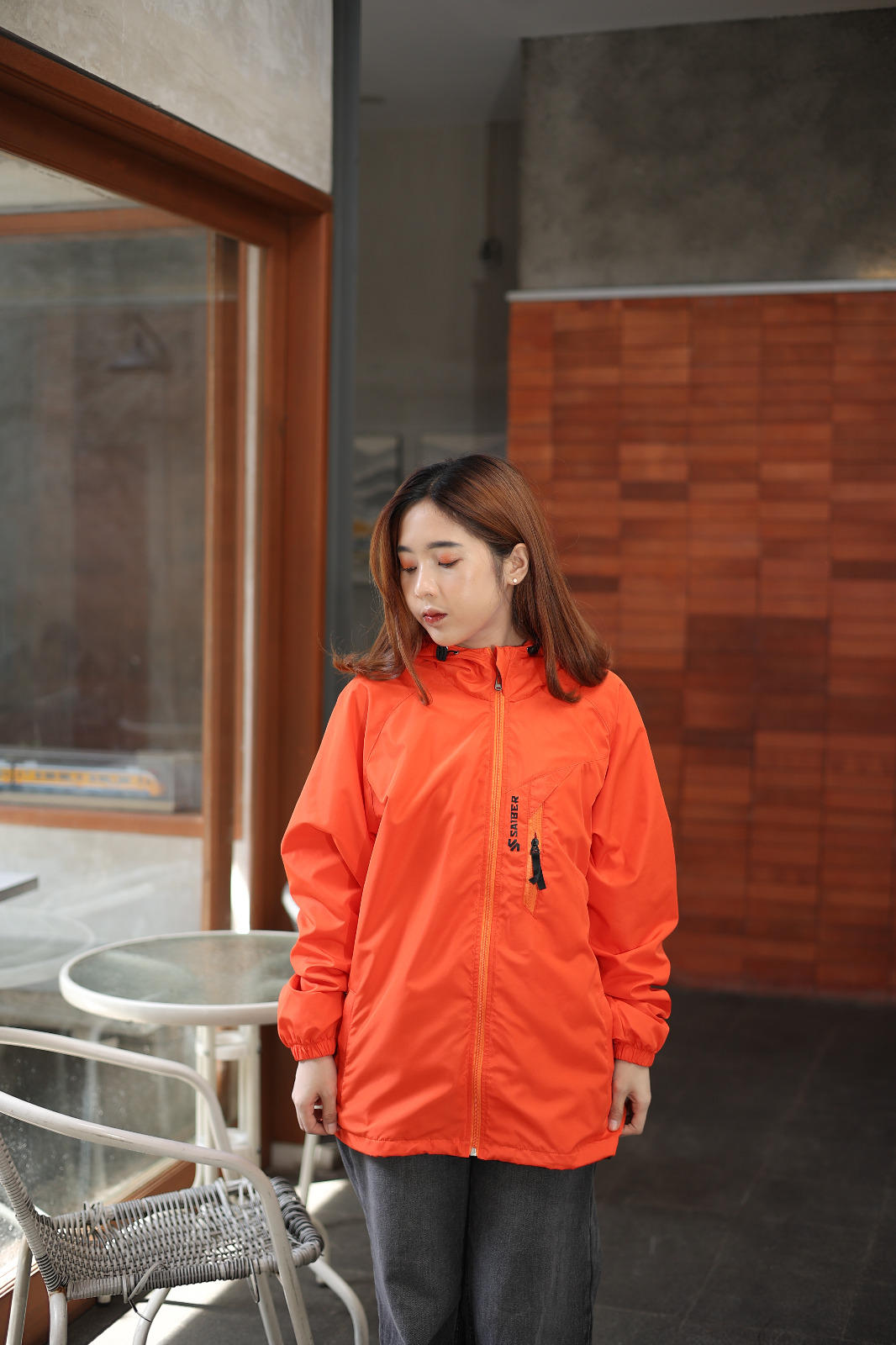 jaket artorio,Jaket Wanita Parasut Water Resistant Olahraga Anti UV UPF50+ Breathable Outdoor Ringan Cepat Kering