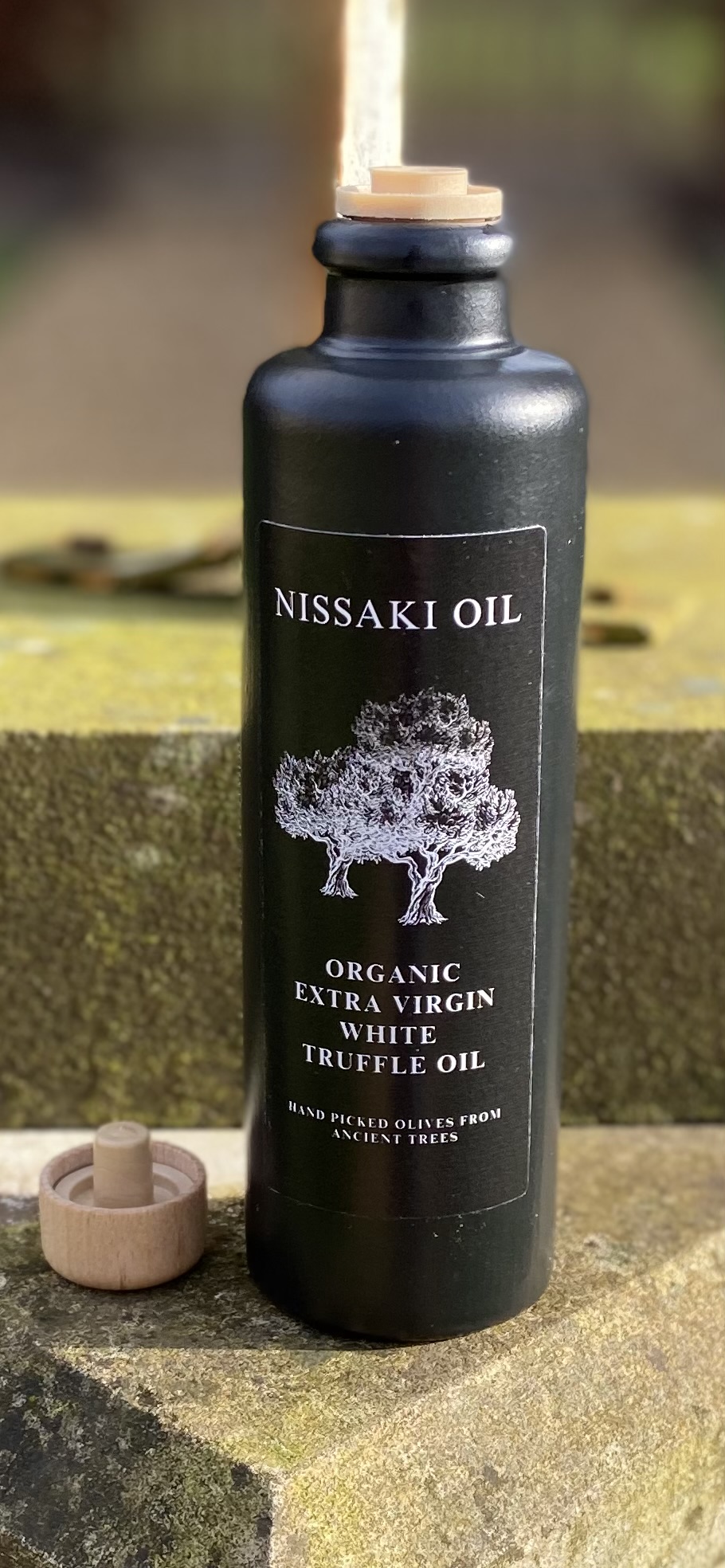 **  BRAND NEW PRODUCT  **   Organic Extra Virgin White Truffle Oil - 200ml