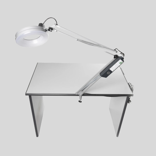 Büyüteçli 5000°K LED Işıklı Masa Lambası