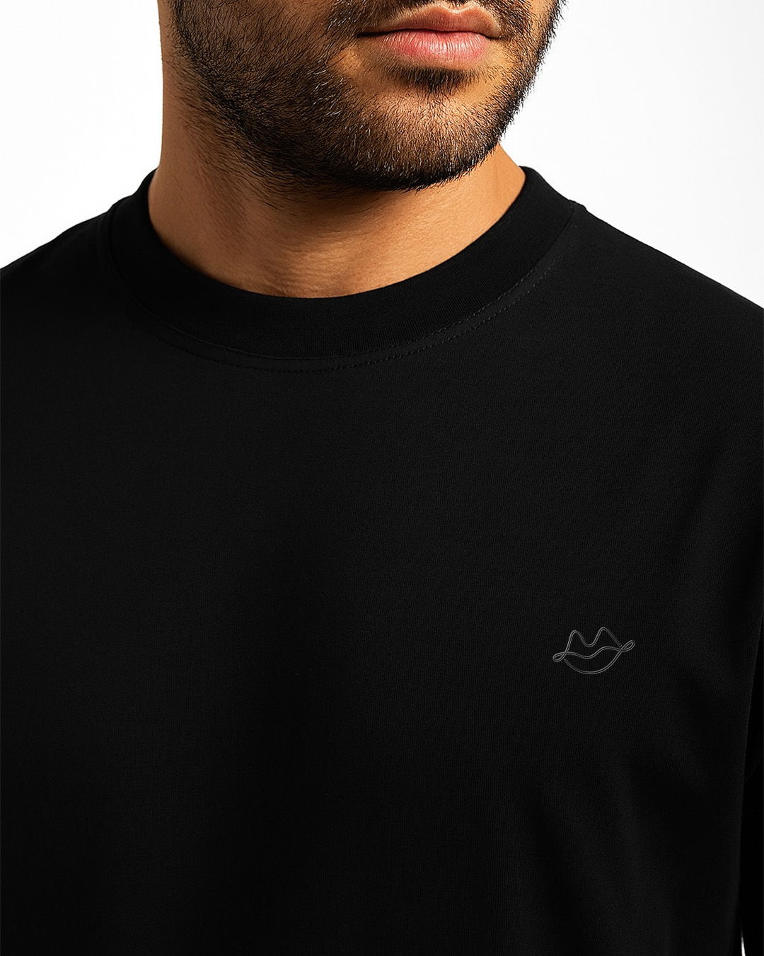 Black T-Shirt with Black Bisou