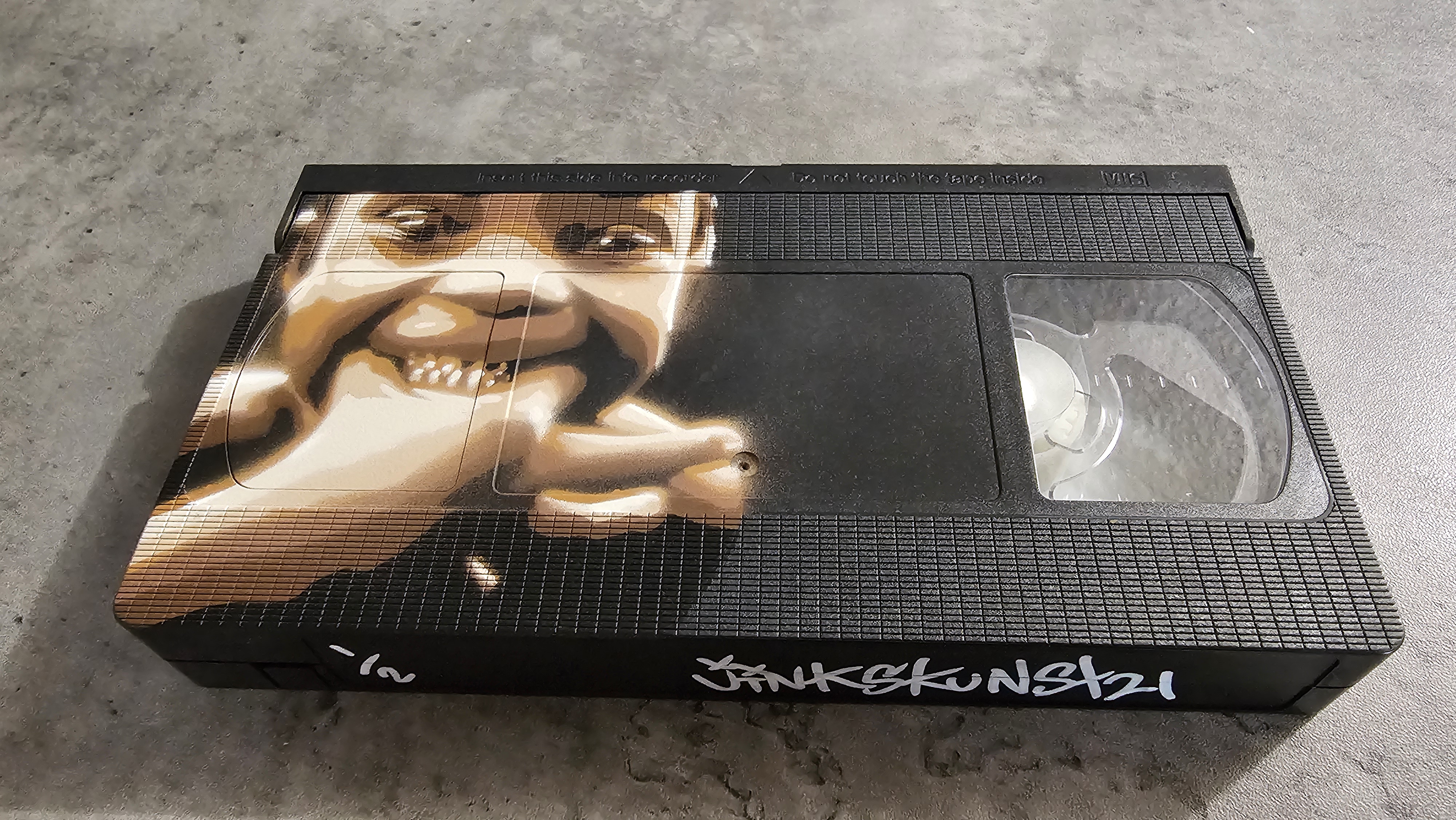 CALAVI KPOTA- VHS