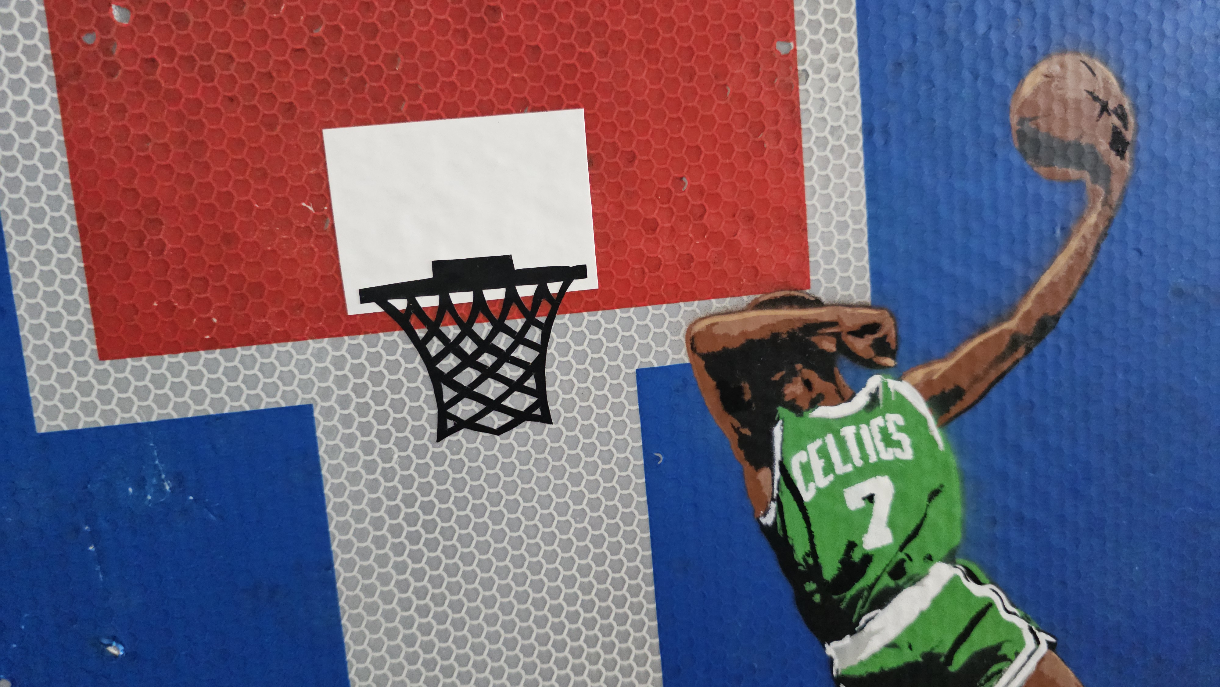 No look dunk by Dee Brown