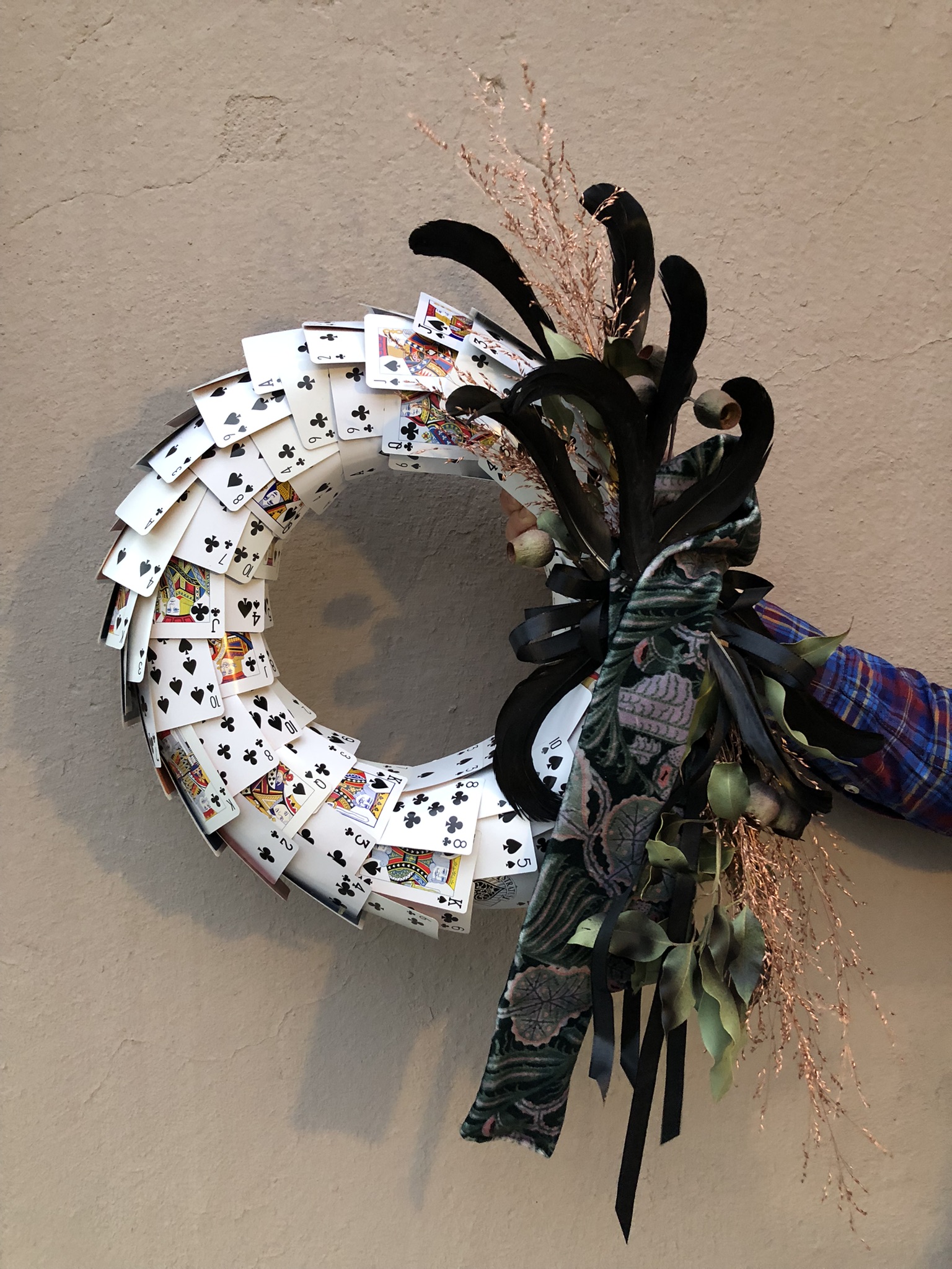 Pelikortti kranssi tummat sävyt