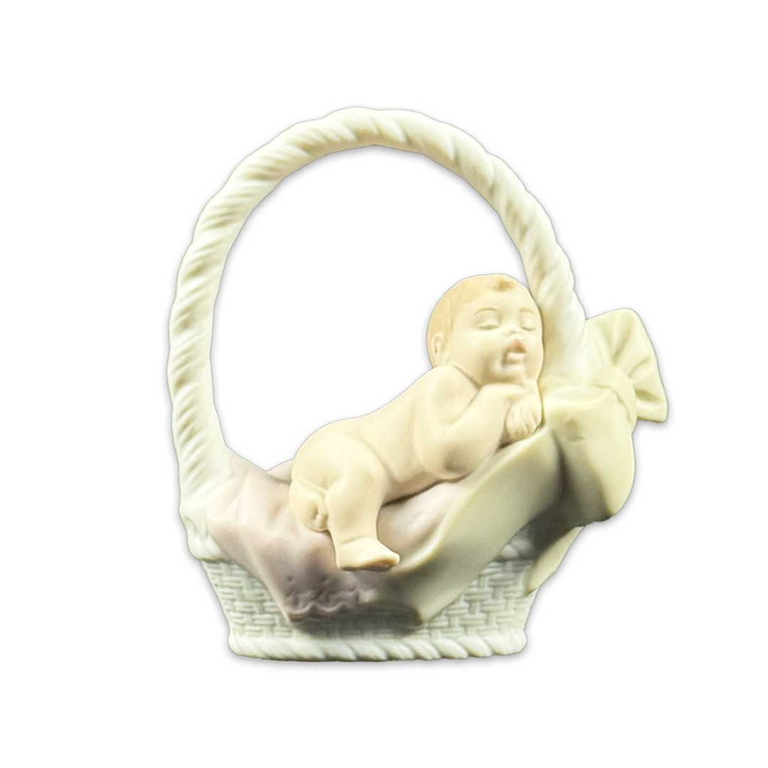 ESCULTURA BEBE NASCIDO FEMININO PORCELANA LLADRO