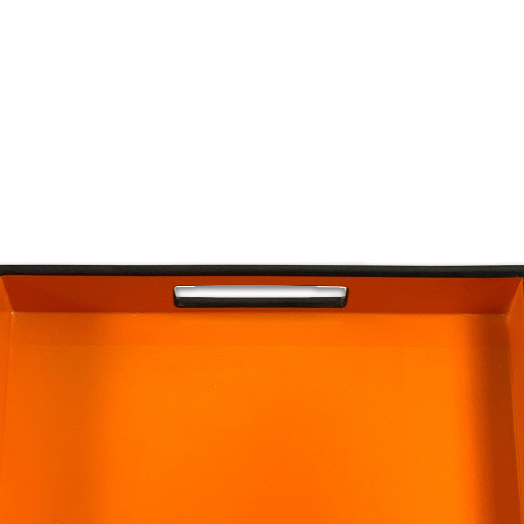 BANDEJA RETANGULAR MADEIRA LAQUEADA LARANJA C/ PRETO PACIFIC CONNECTIONS