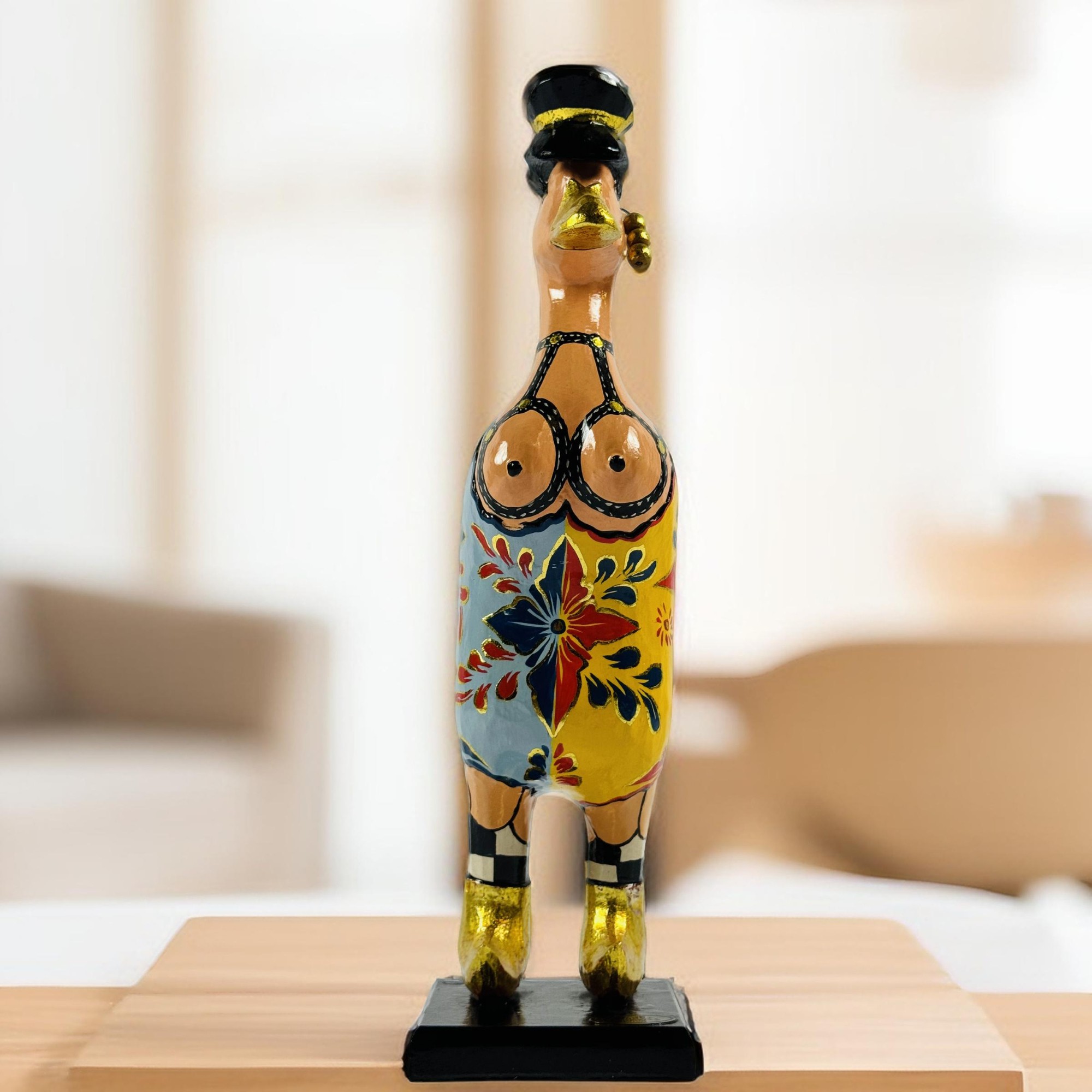 ESCULTURA PATA DONNA RESINA TOMS DRAG