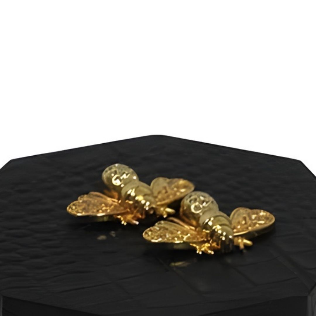 CAIXINHA ABELHAS COURO PRETO/DOURADO MODALI DESIGN