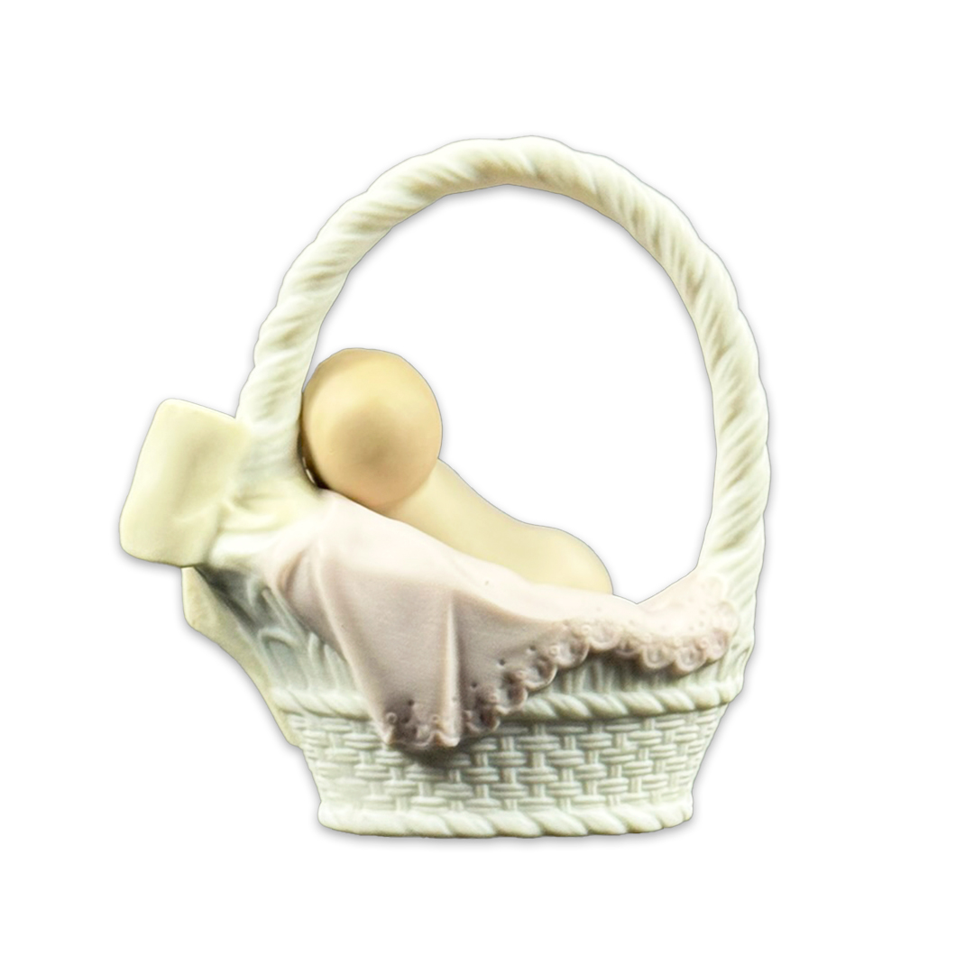 ESCULTURA BEBE NASCIDO FEMININO PORCELANA LLADRO