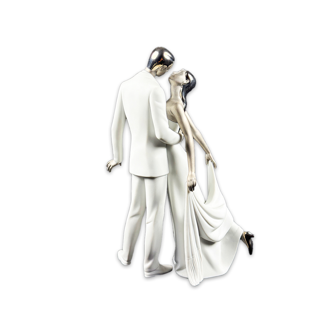 ESCULTURA FELIZ ANIVERSARIO PORCELANA LLADRO