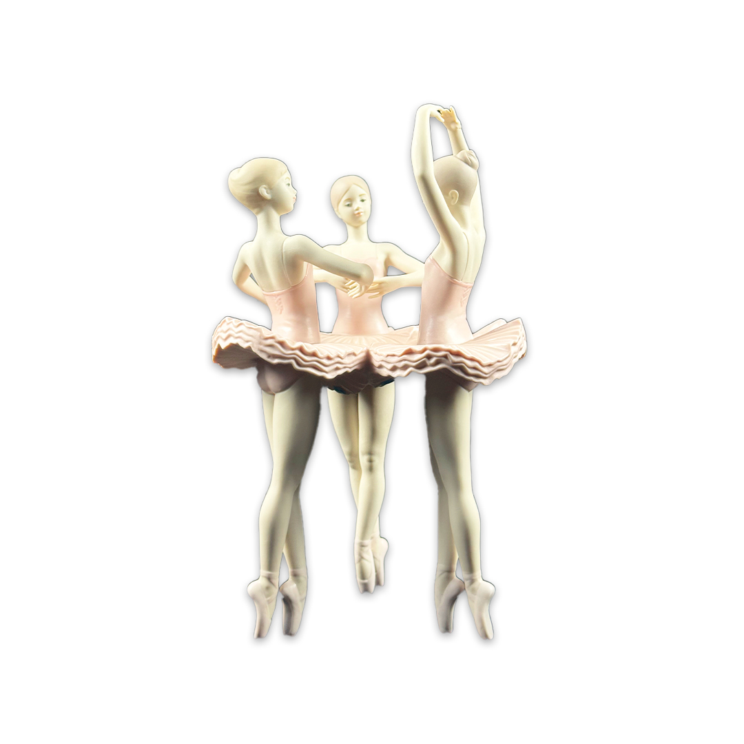 ESCULTURA  POSE DE BALE PORCELANA LLADRO