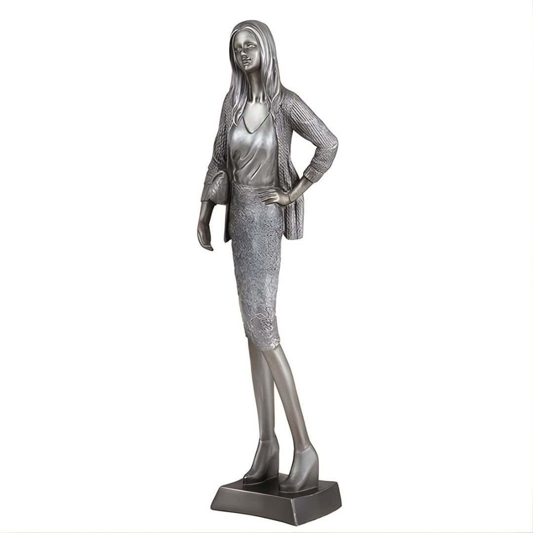 ESCULTURA FASHION SAIA RESINA PRATEADA MODALI DESIGN