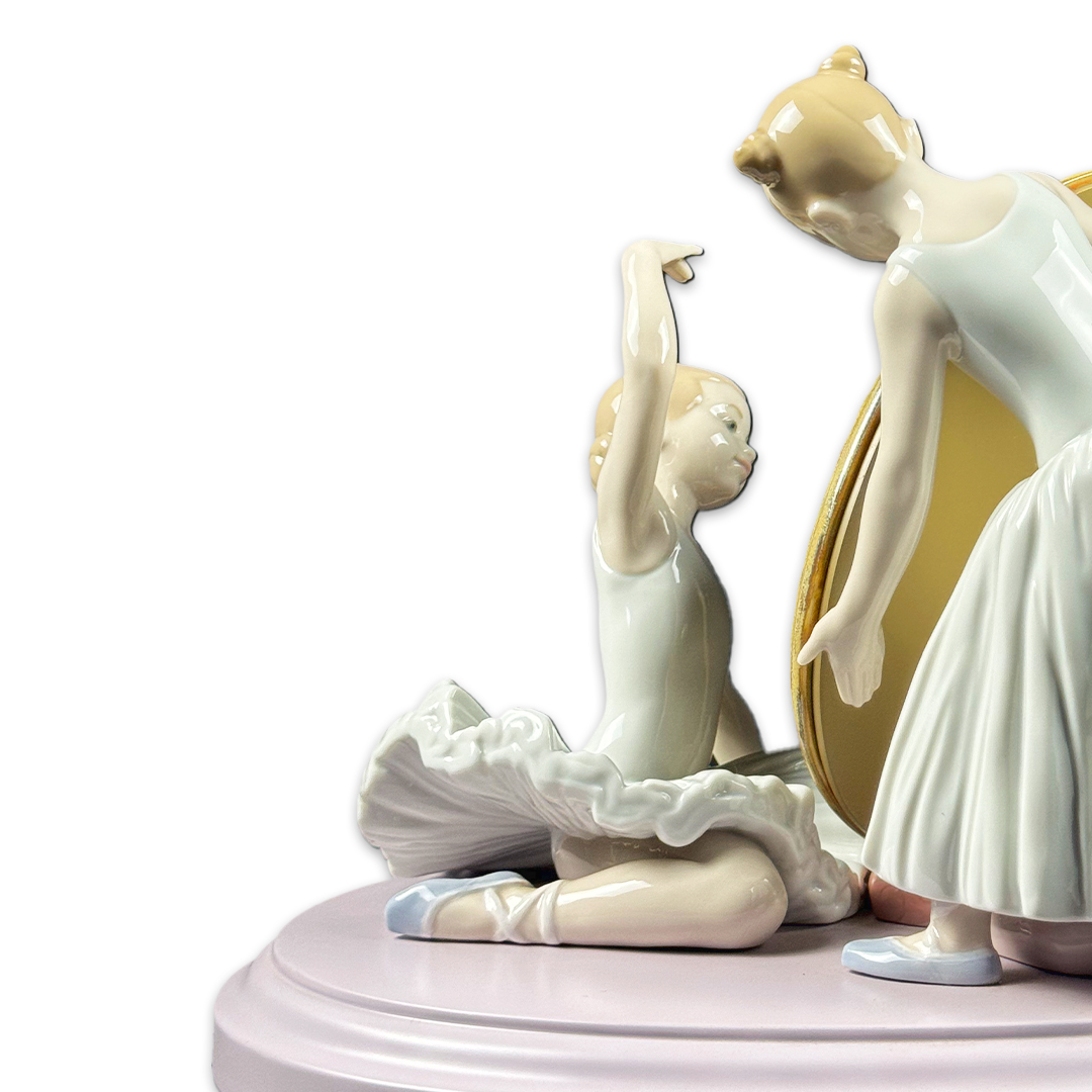 ESCULTURA MINHA POSE PERFEITA PORCELANA LLADRO