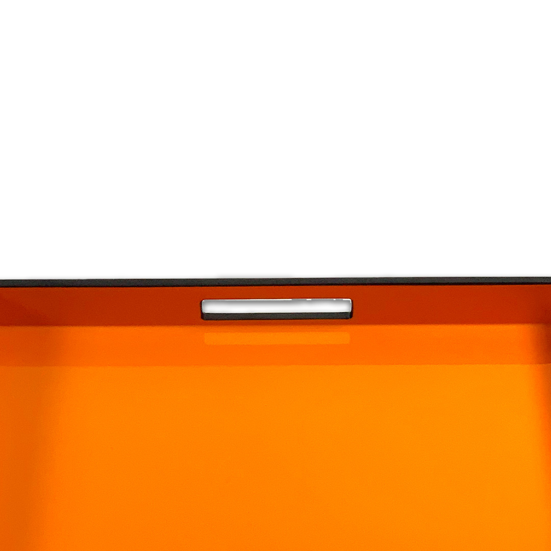 BANDEJA QUADRADA EM MADEIRA LAQUEADA LARANJA C/ PRETO PACIFIC CONNECTIONS