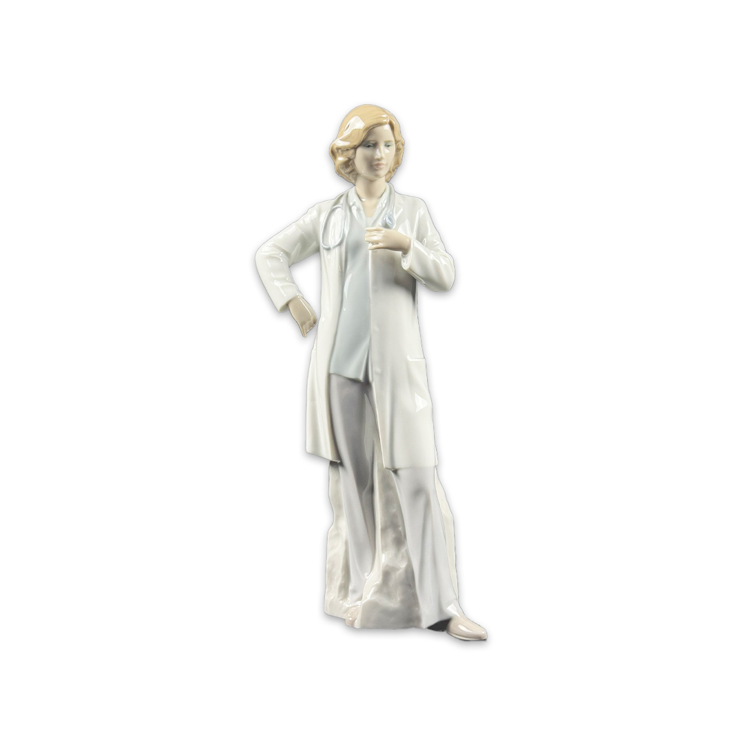 ESCULTURA DOUTORA/MEDICA PORCELANA LLADRO
