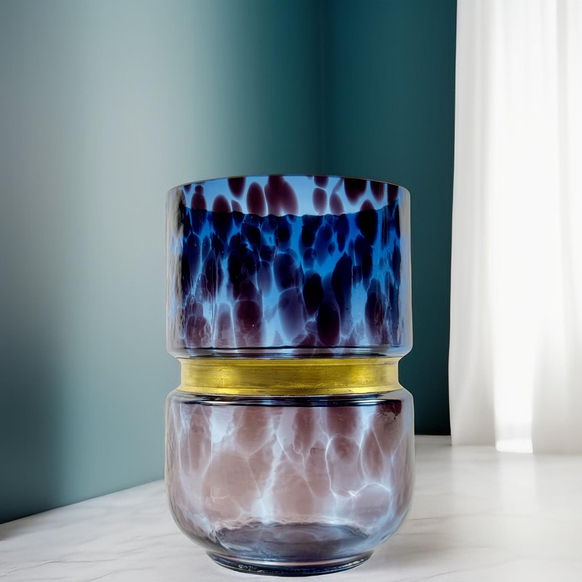 VASO CYRILLE VIDRO AZUL/MARROM C/DETALHE METAL DOURADO VAN ROON